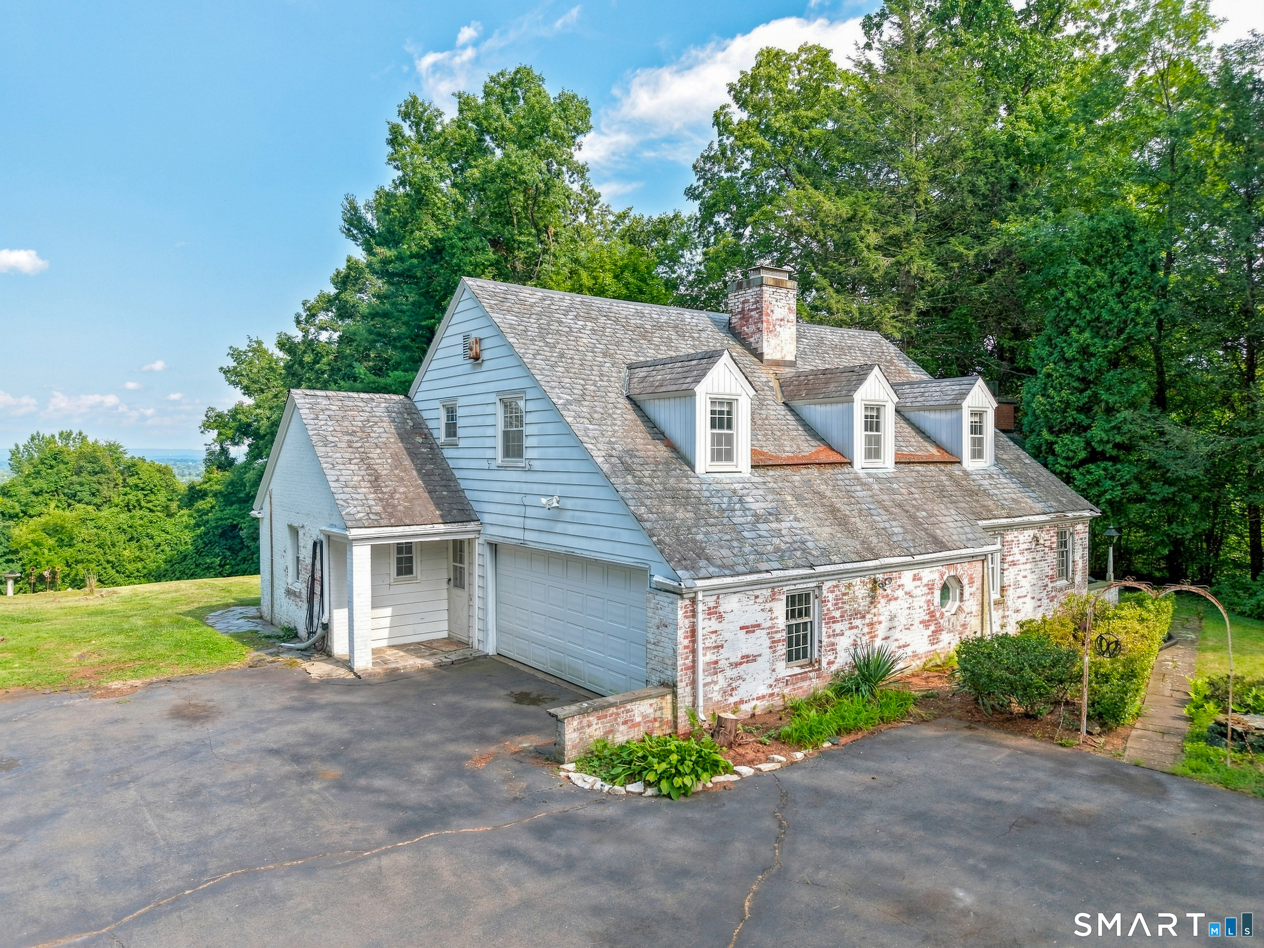 54 Ferncliff Drive