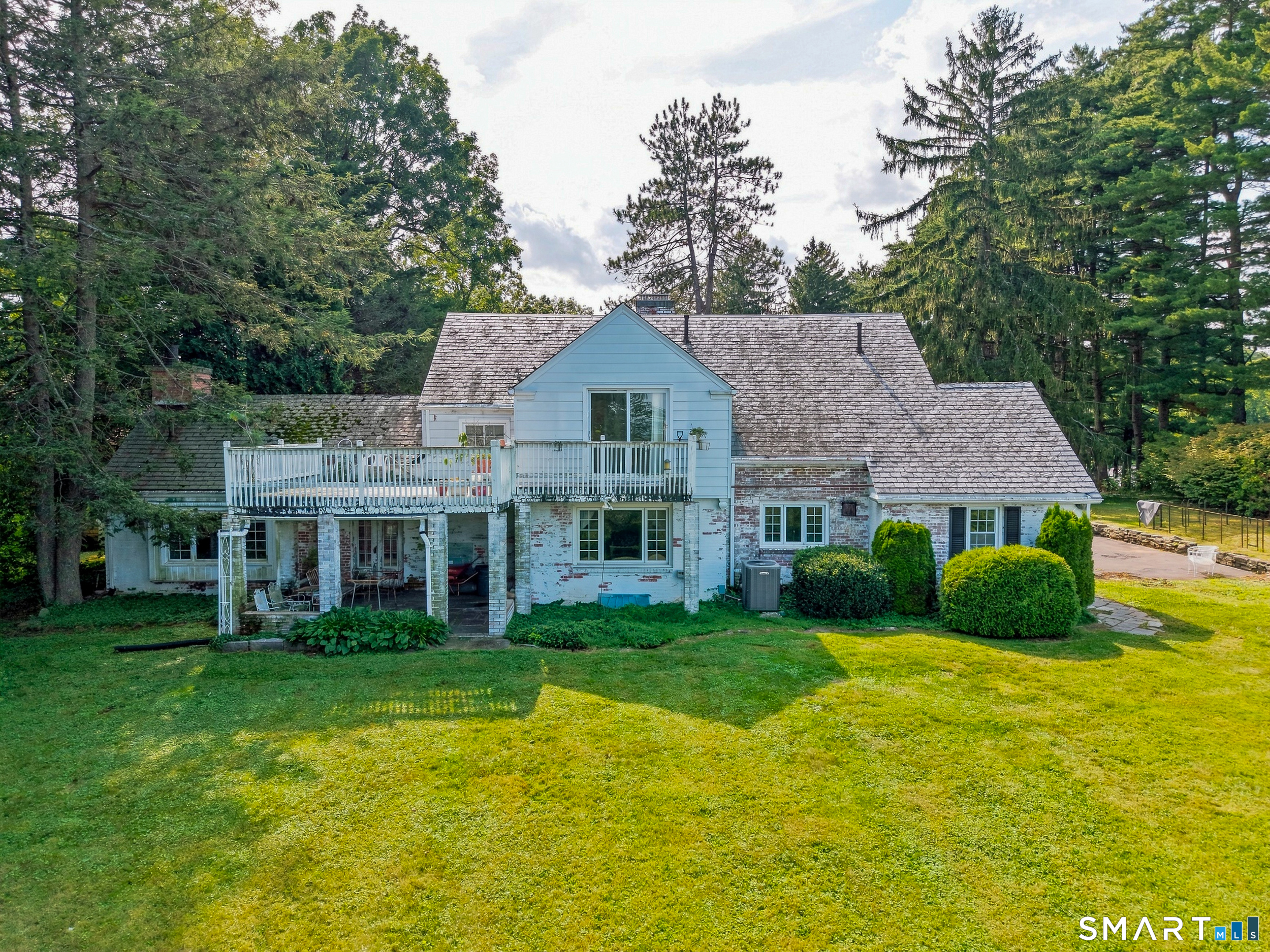54 Ferncliff Drive