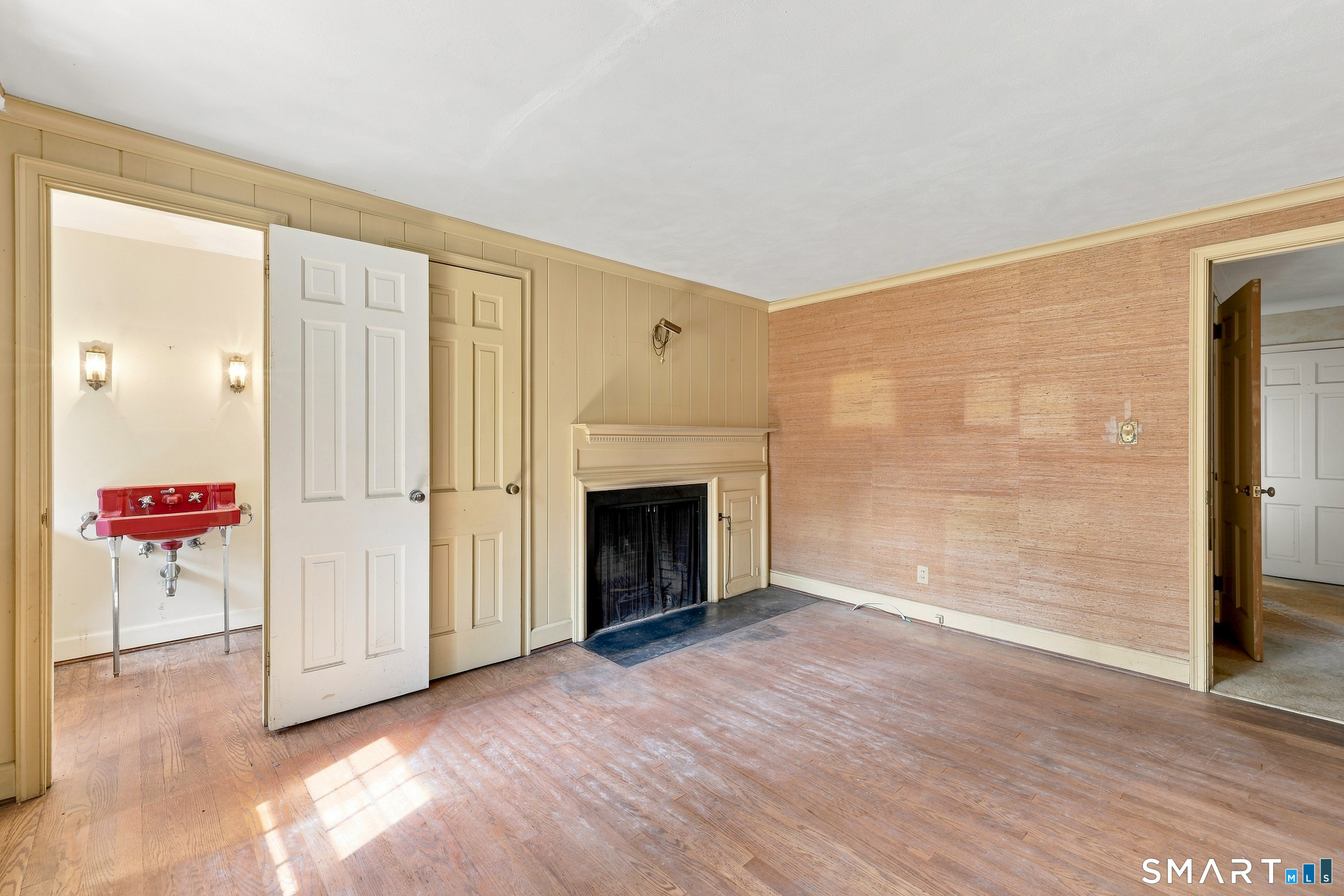 54 Ferncliff Drive