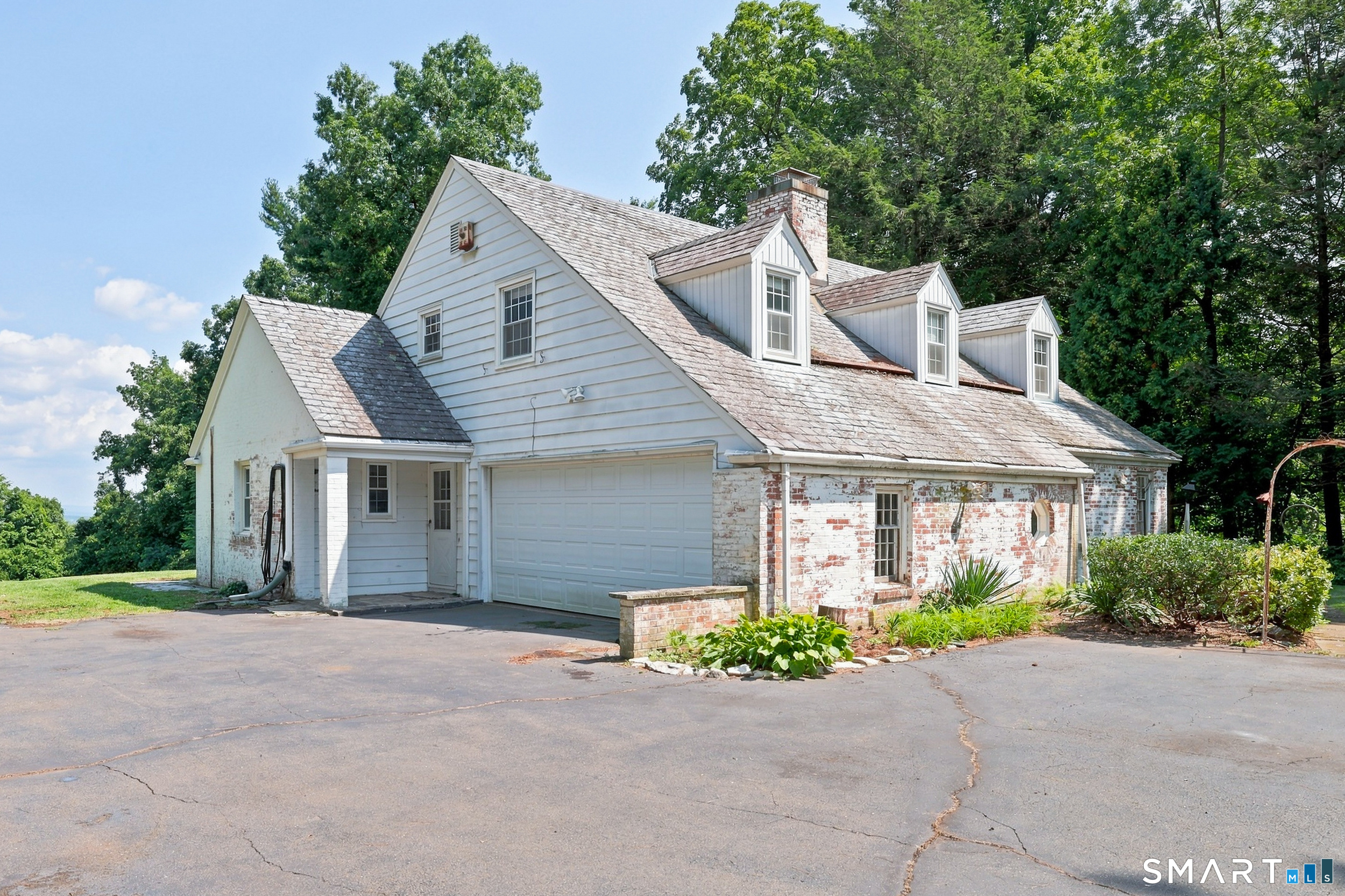 54 Ferncliff Drive