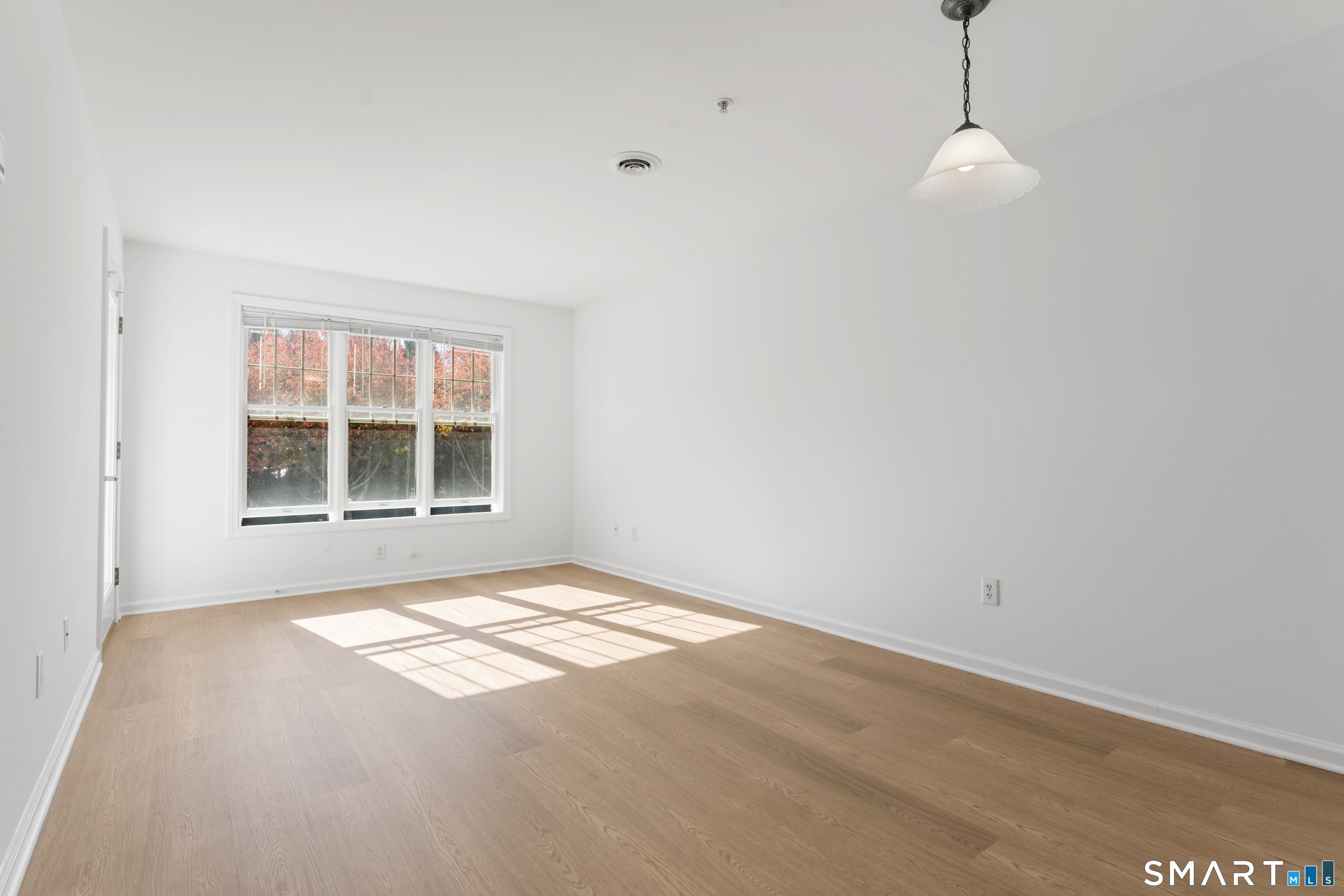 468 Main Street Unit: 204