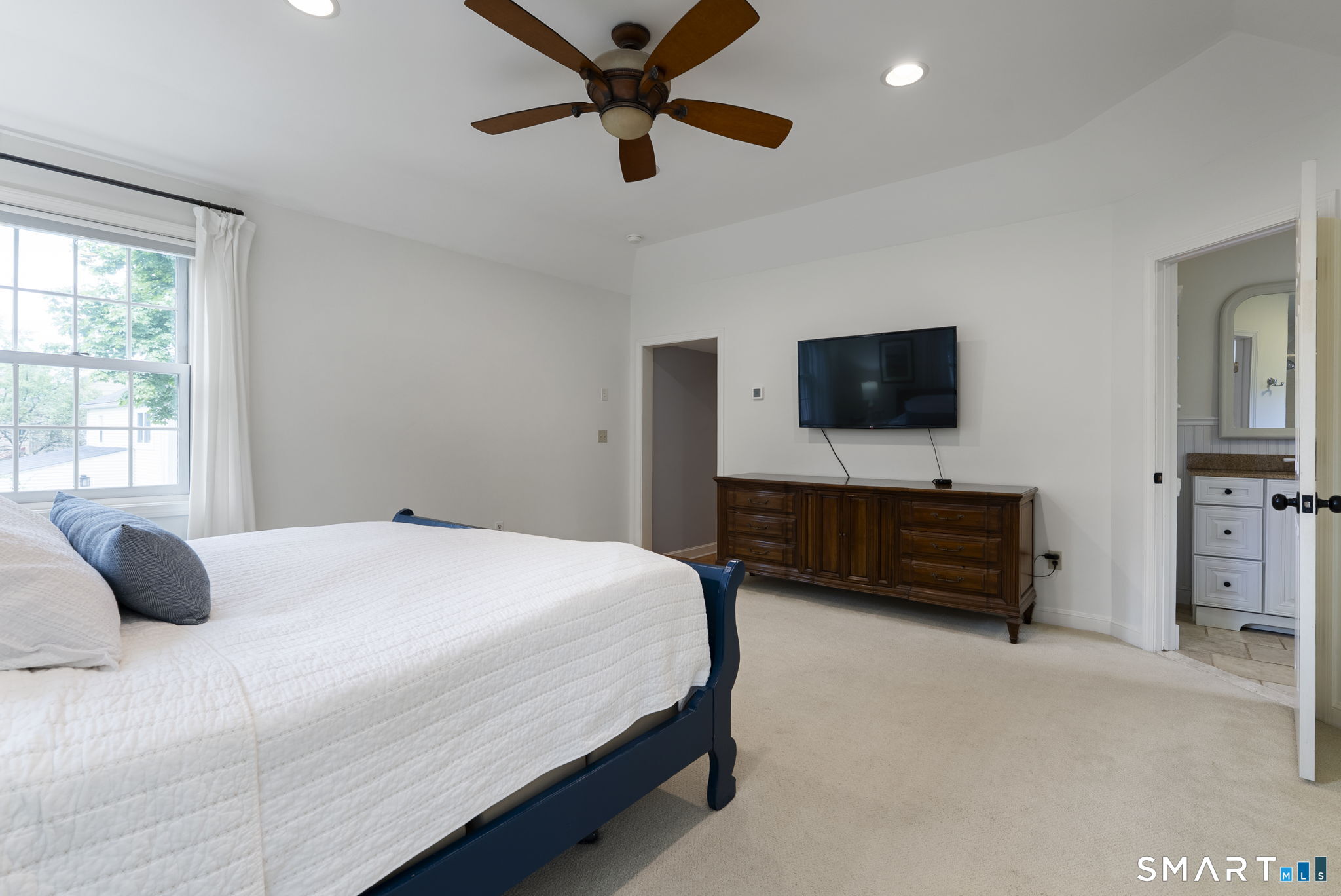 49 Glenbrook Road