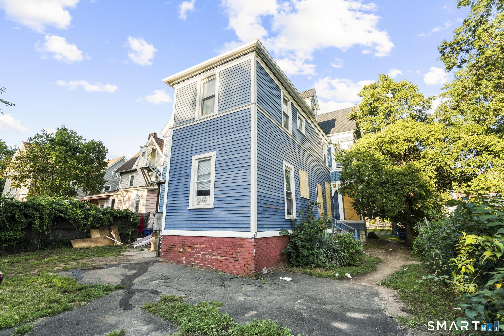 332 Howard Avenue