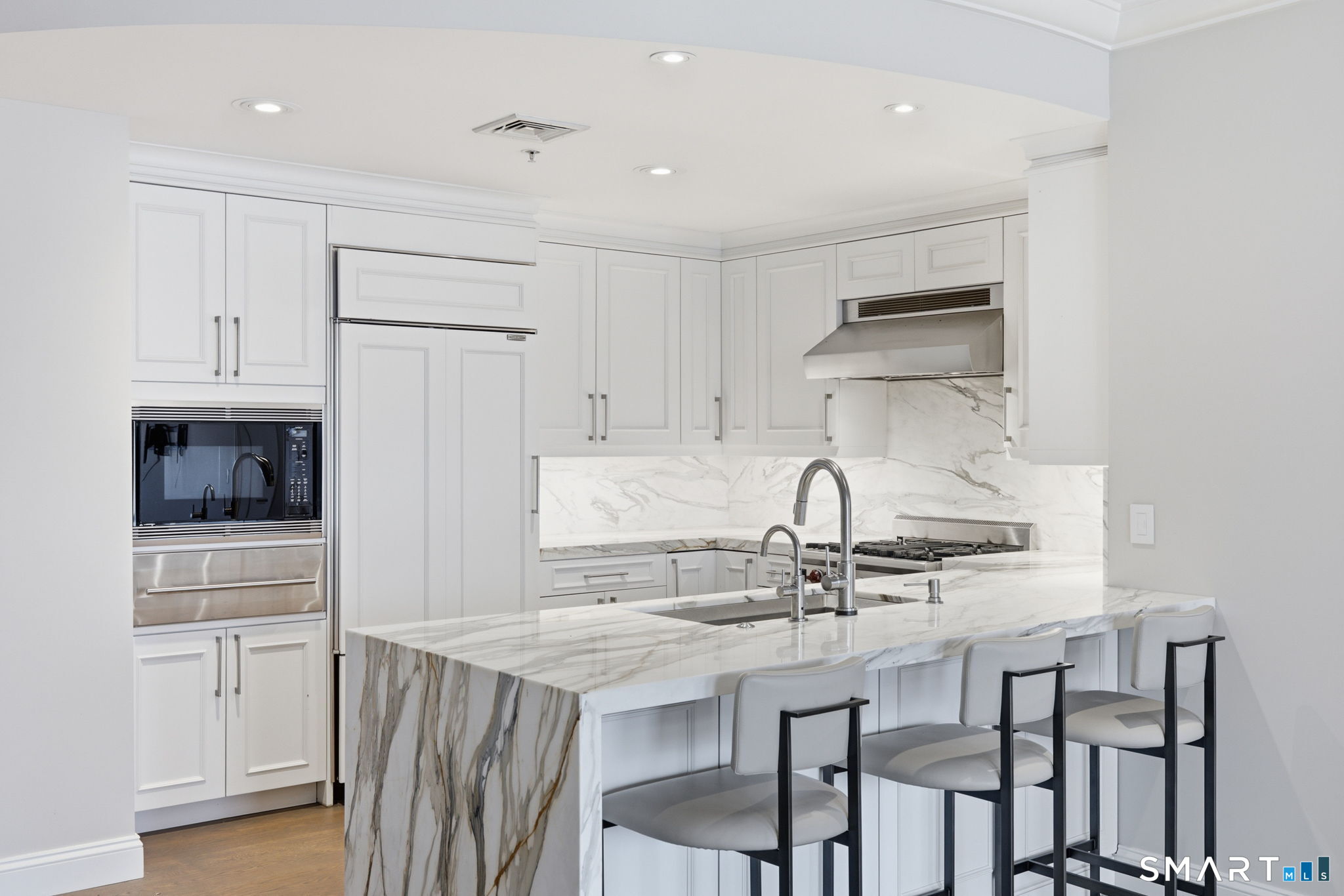 85 Memorial Road Unit: 411