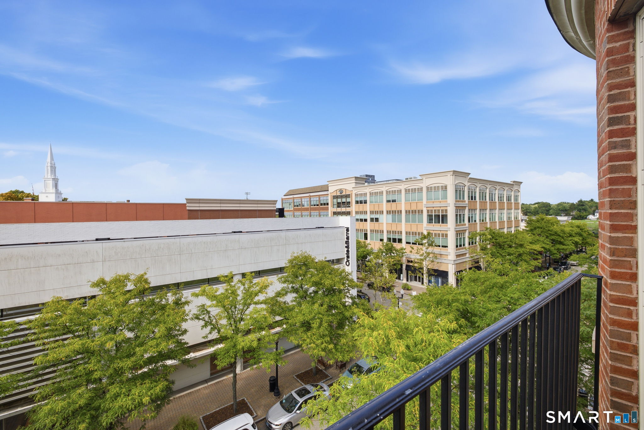 85 Memorial Road Unit: 411