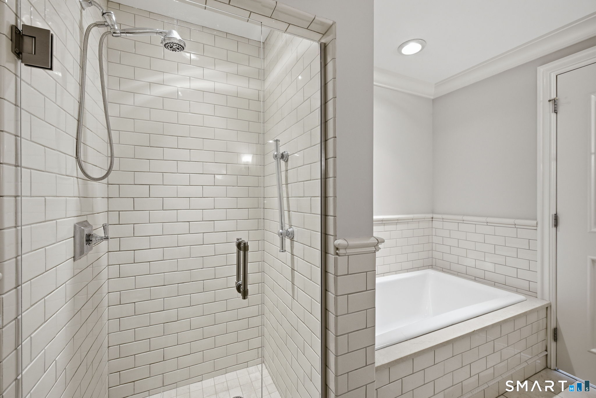 85 Memorial Road Unit: 411