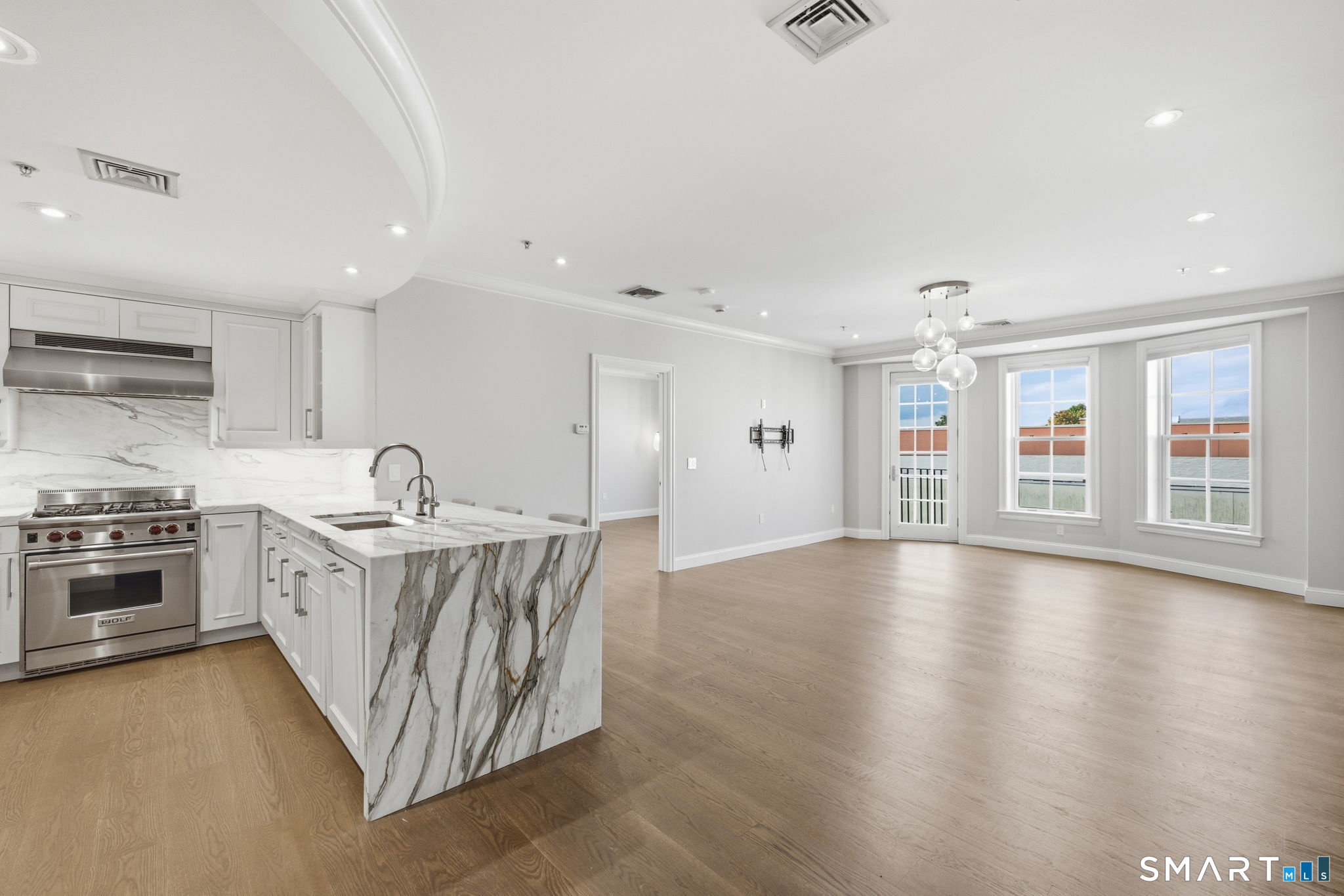 85 Memorial Road Unit: 411