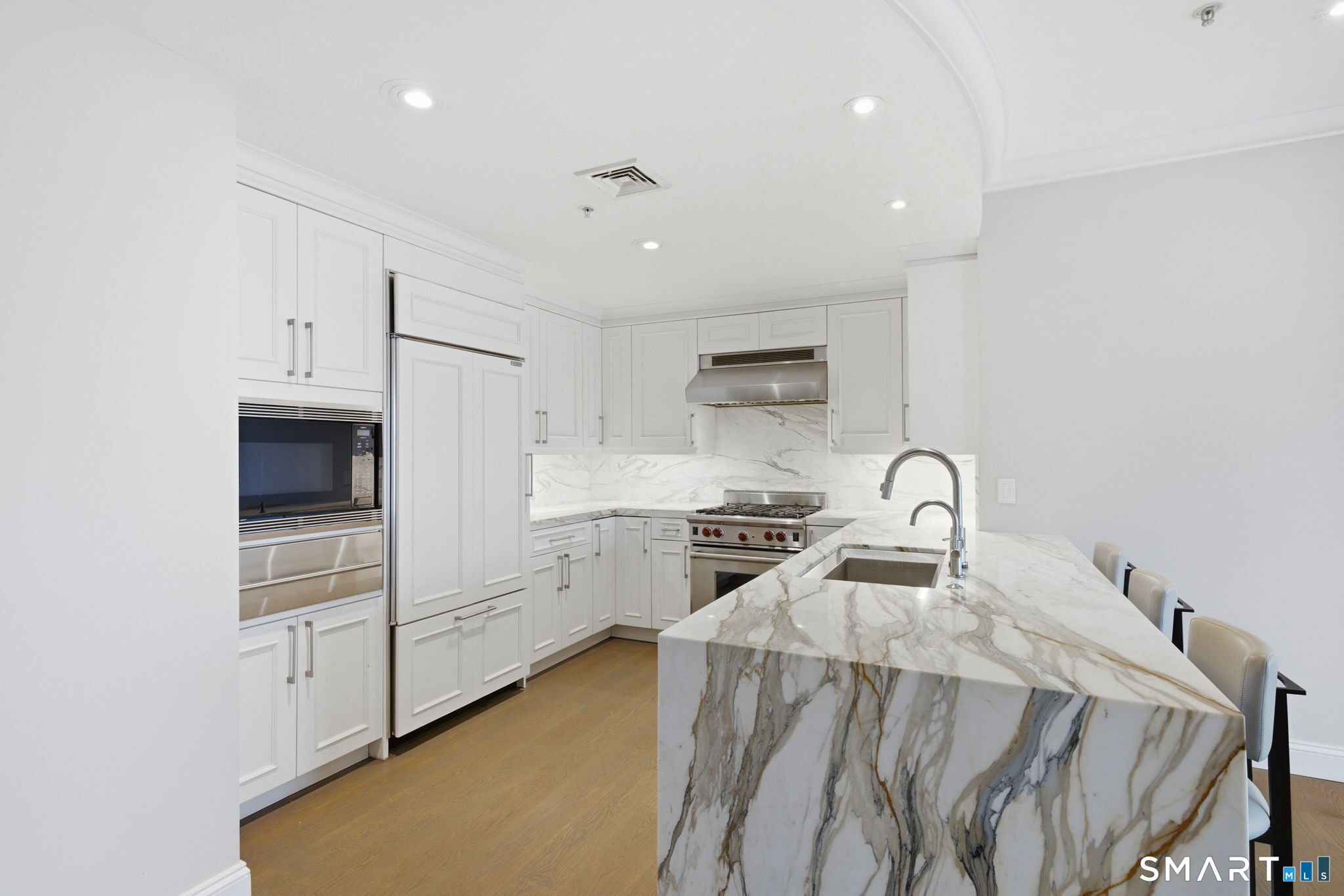 85 Memorial Road Unit: 411