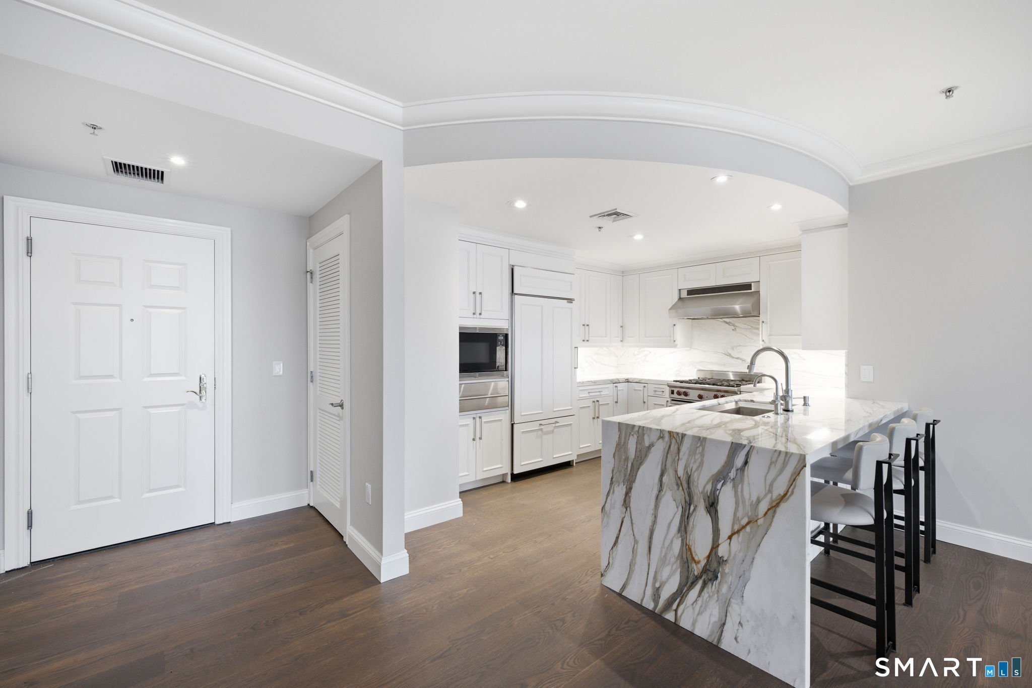 85 Memorial Road Unit: 411