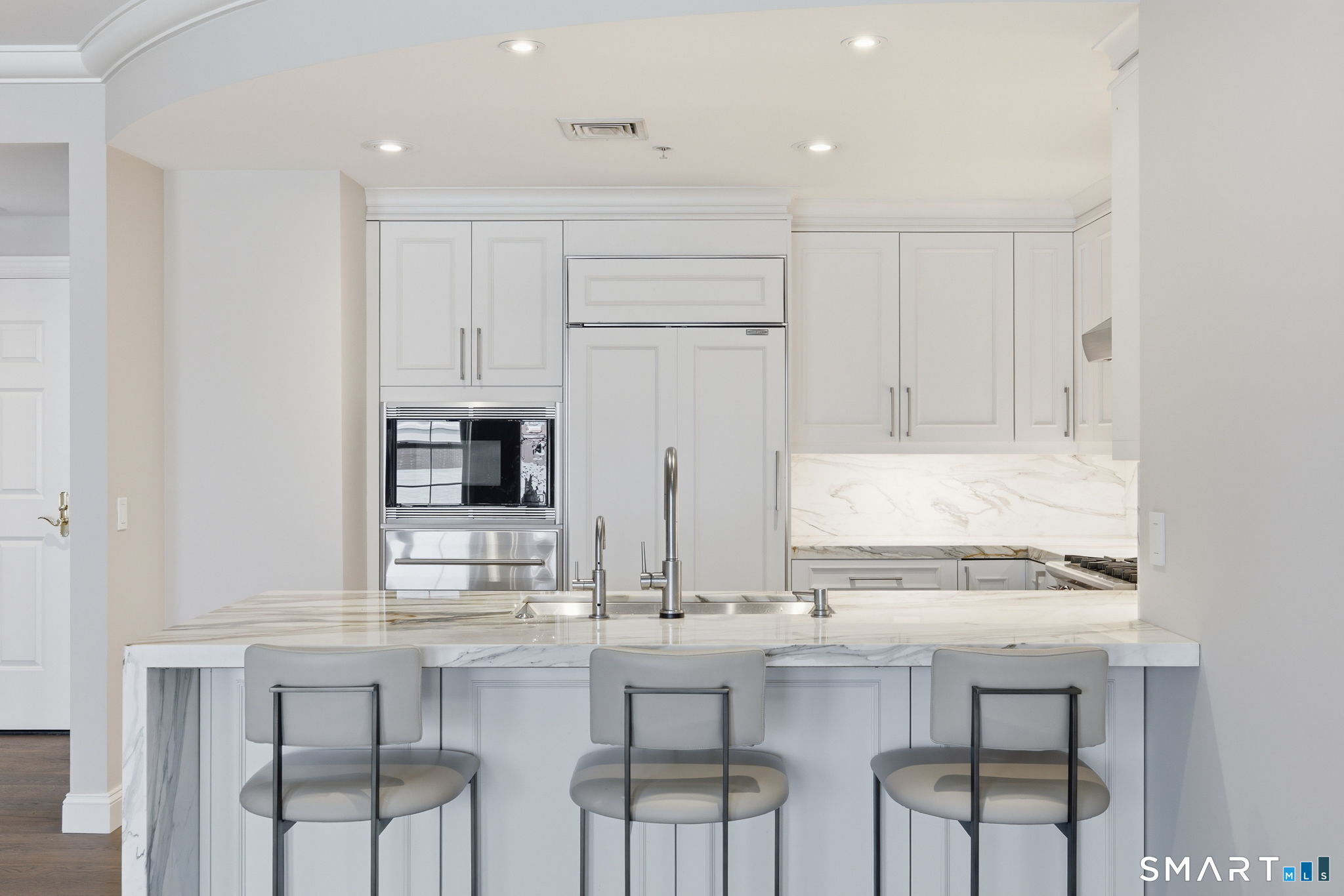 85 Memorial Road Unit: 411