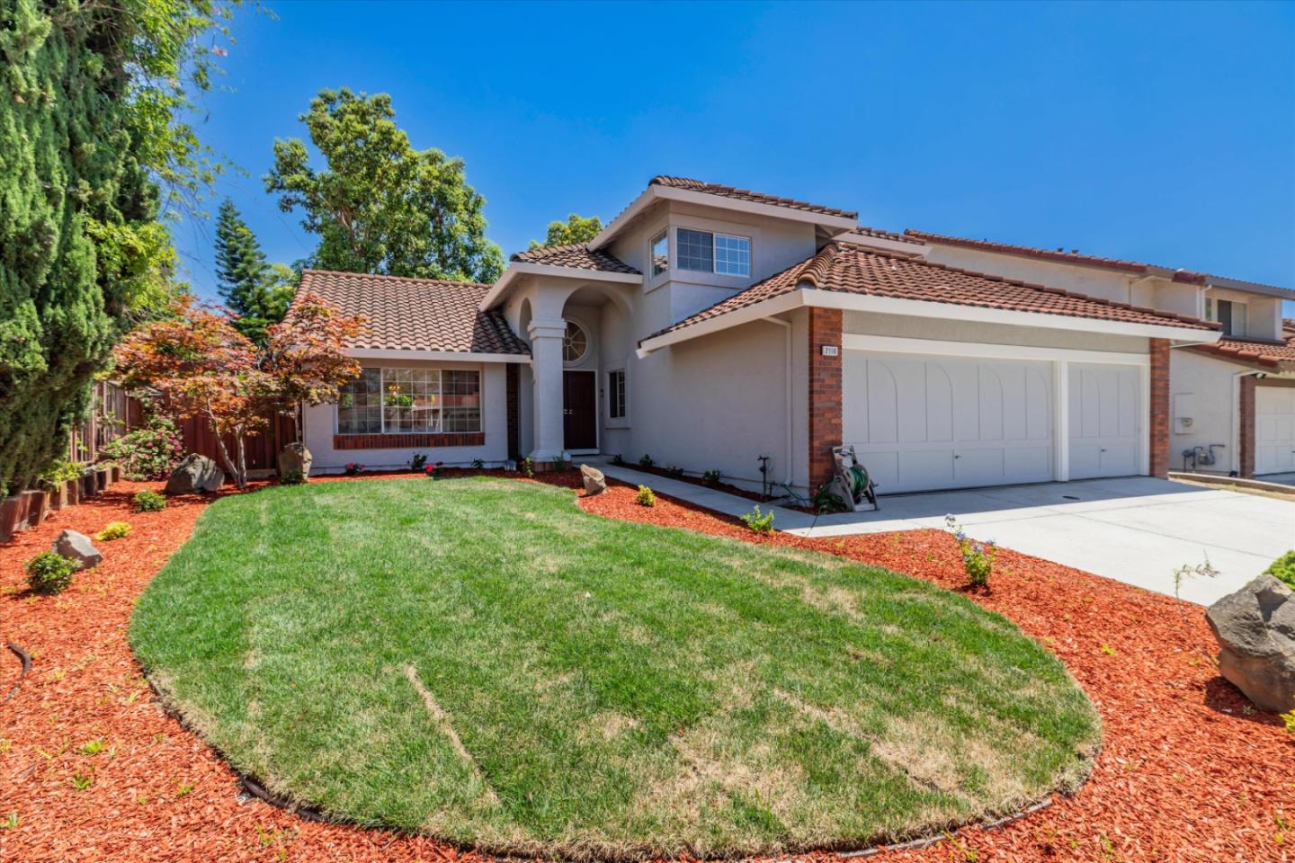 2116 Blue Ridge DR