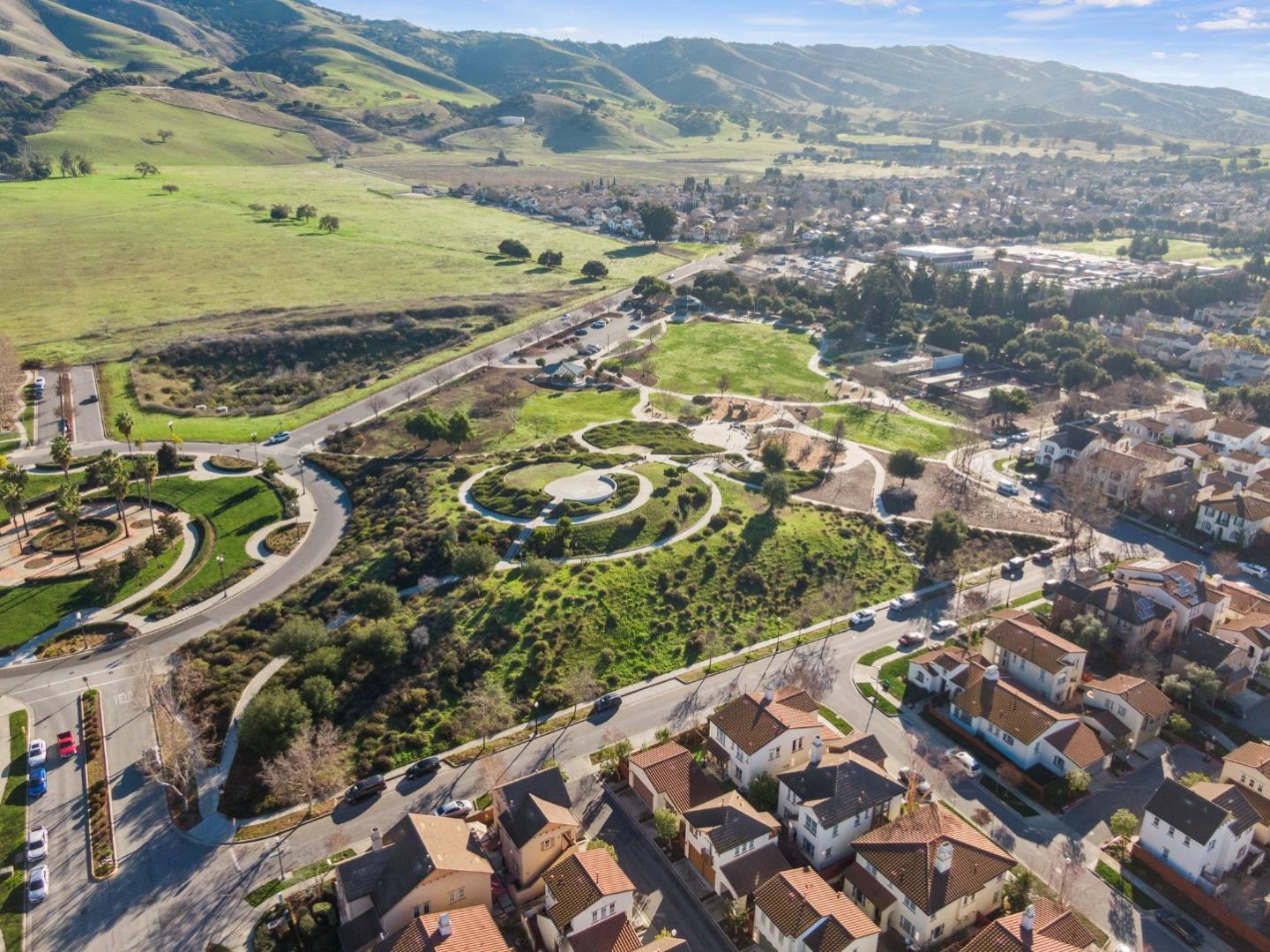 4033 Emerald Isle Lane