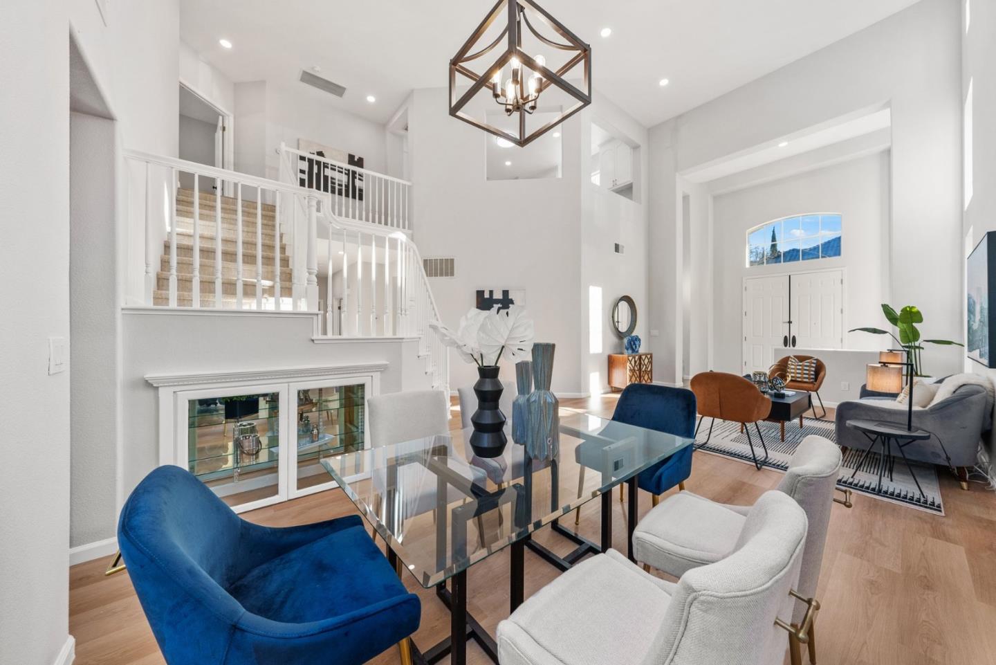 4033 Emerald Isle Lane