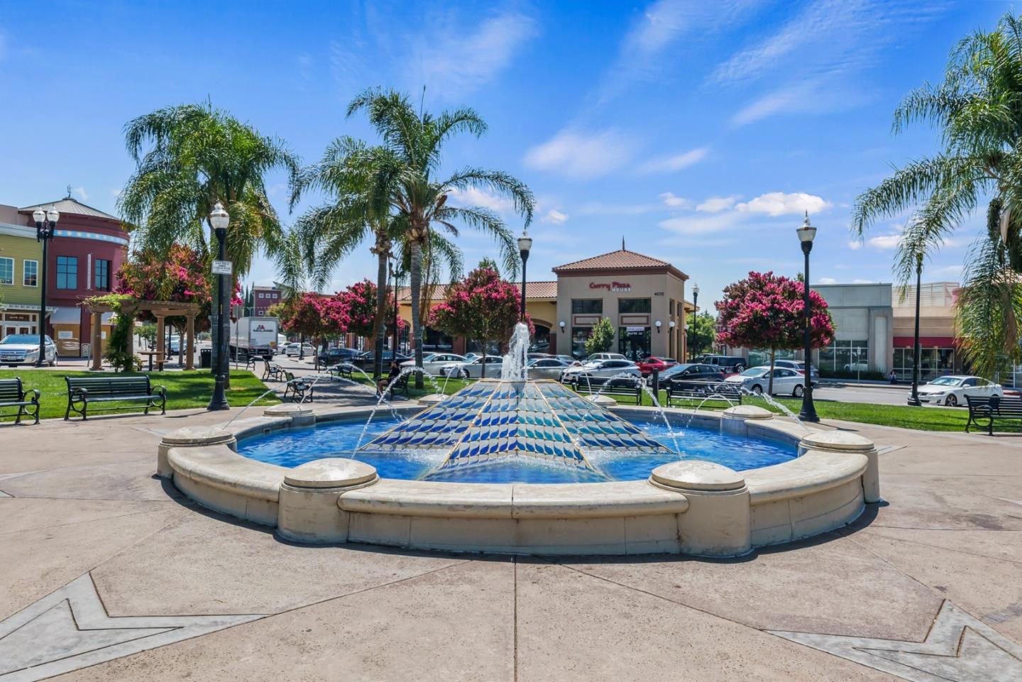 4033 Emerald Isle Lane