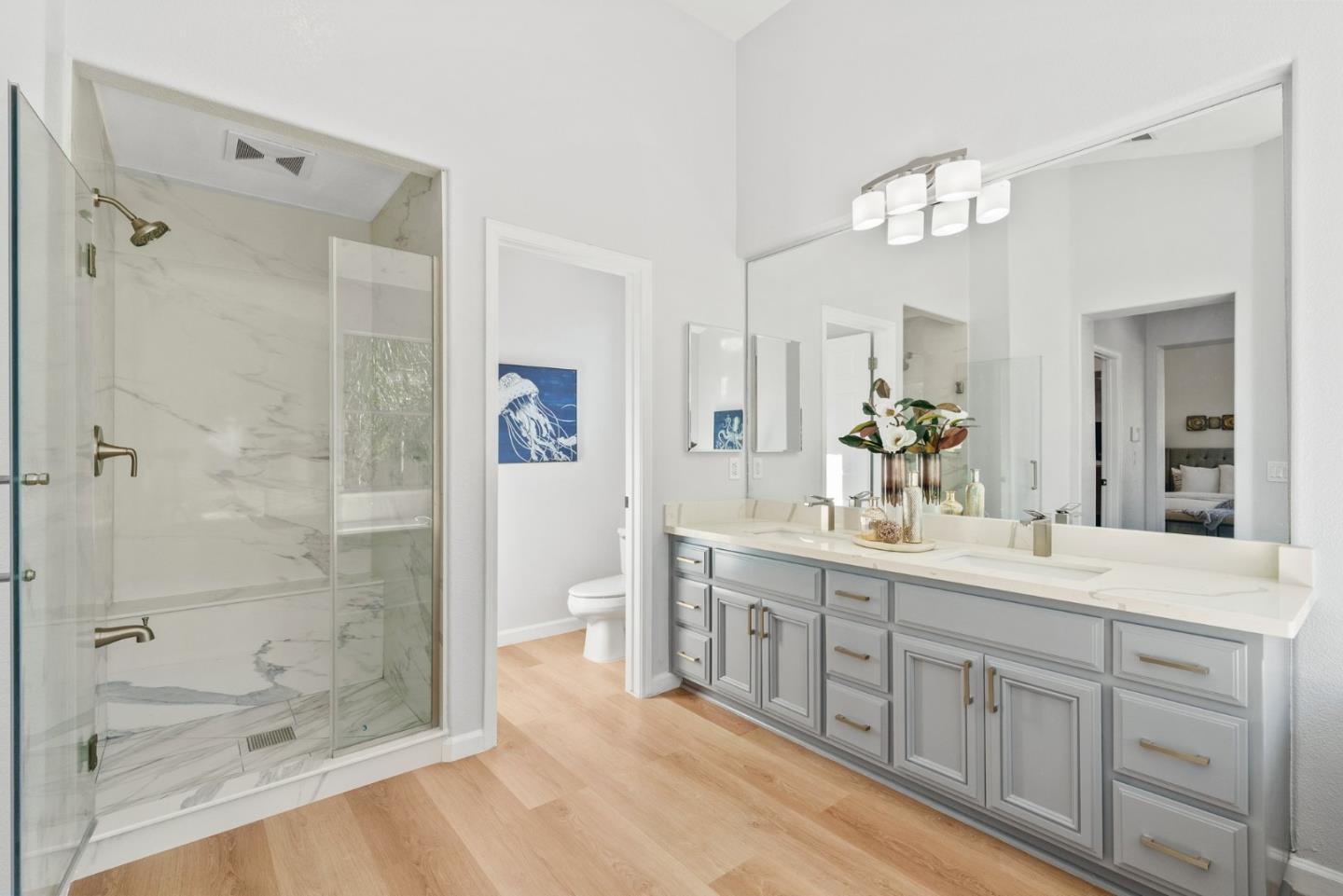 4033 Emerald Isle Lane