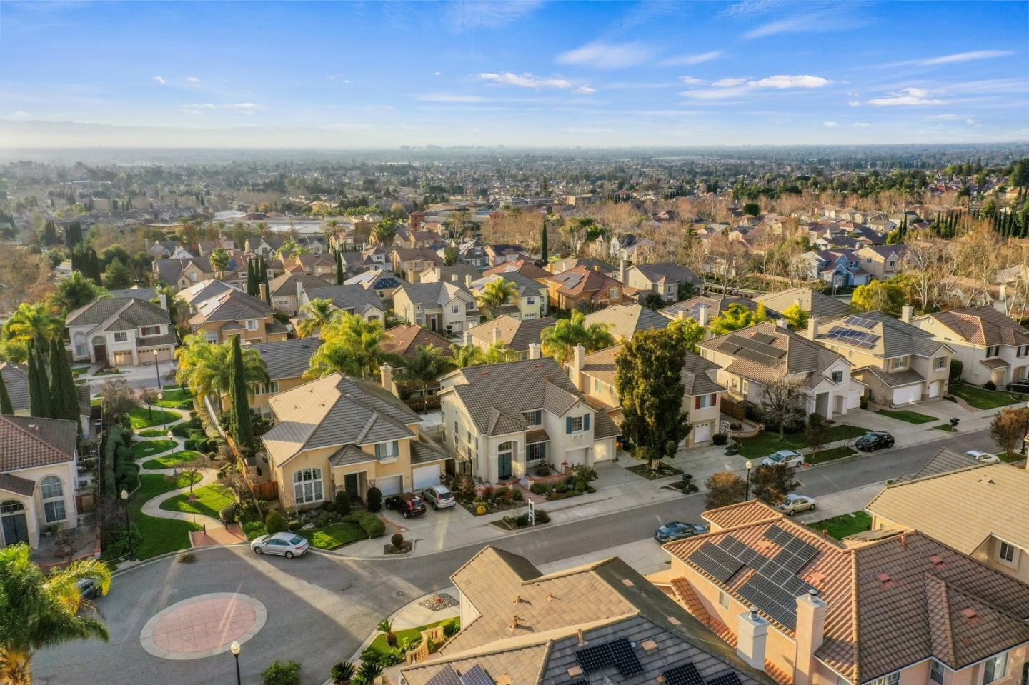 4033 Emerald Isle Lane