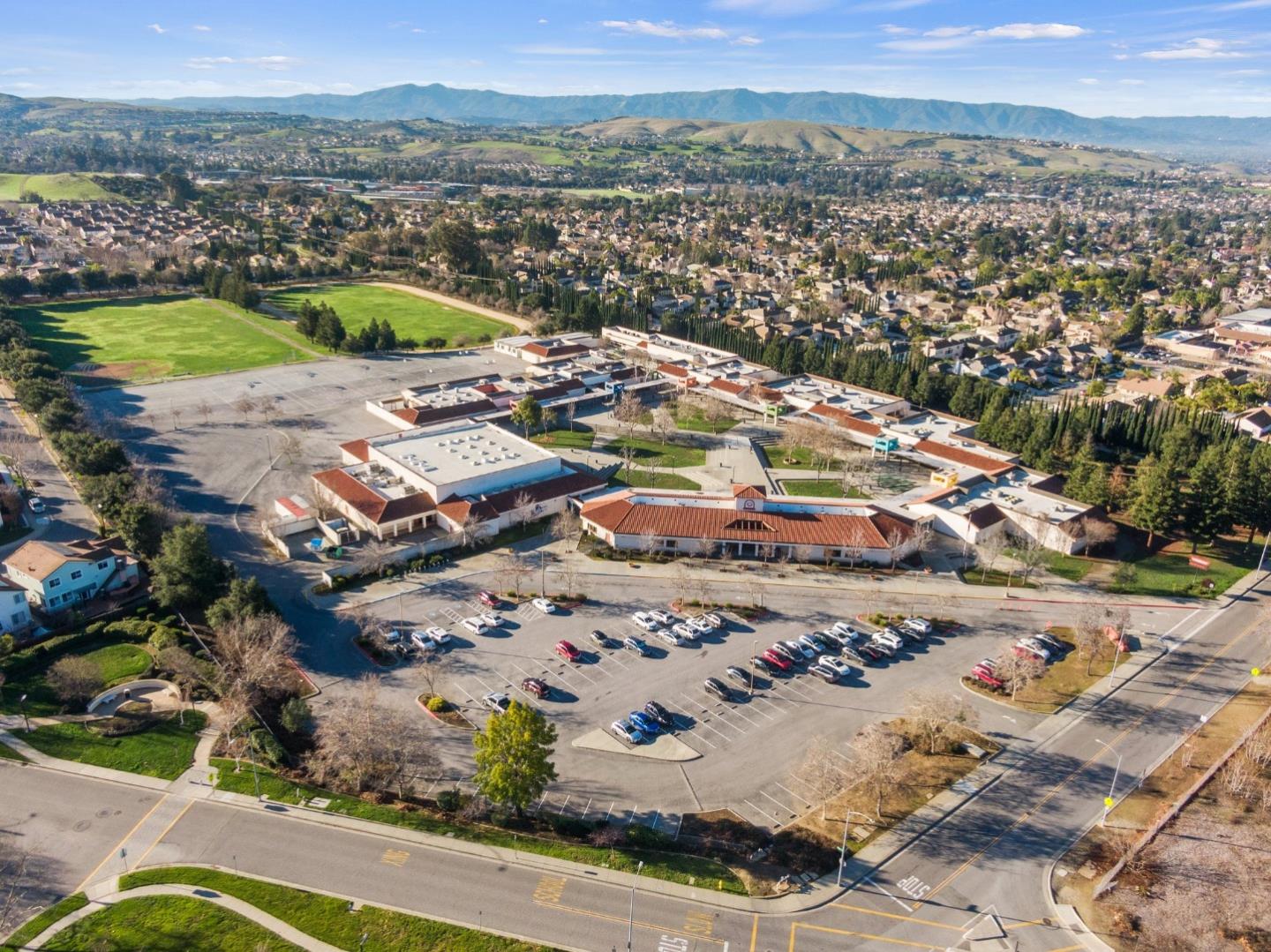 4033 Emerald Isle Lane