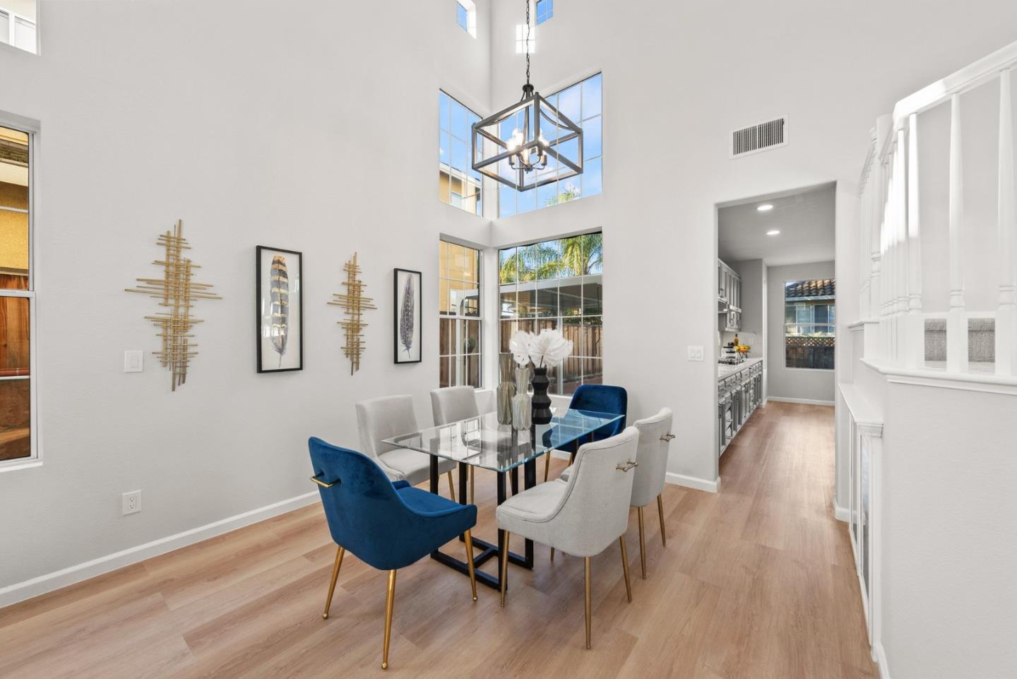 4033 Emerald Isle Lane