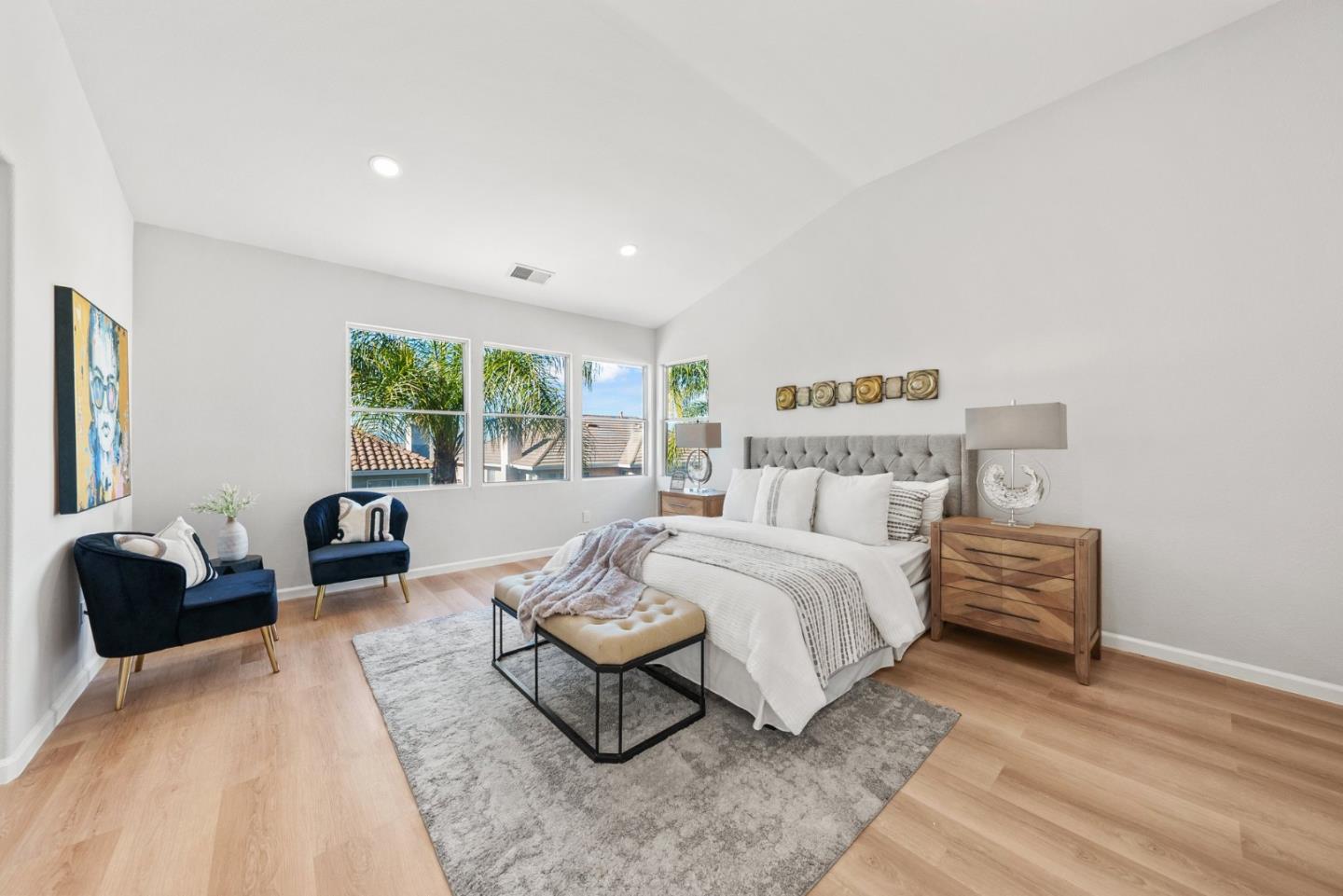 4033 Emerald Isle Lane