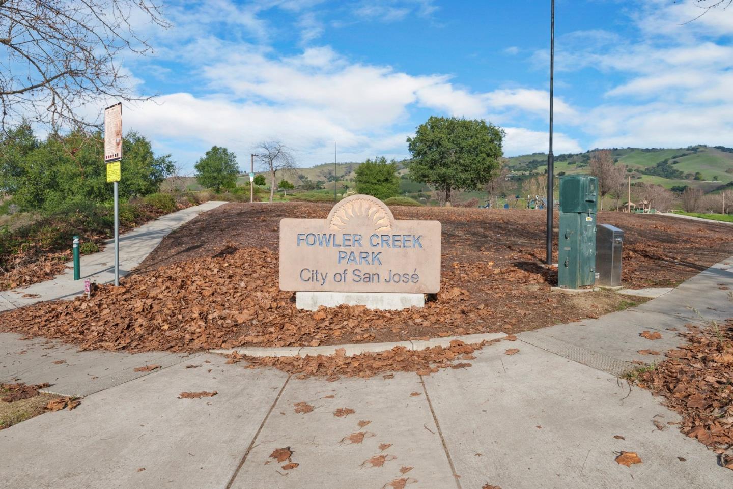 4033 Emerald Isle Lane