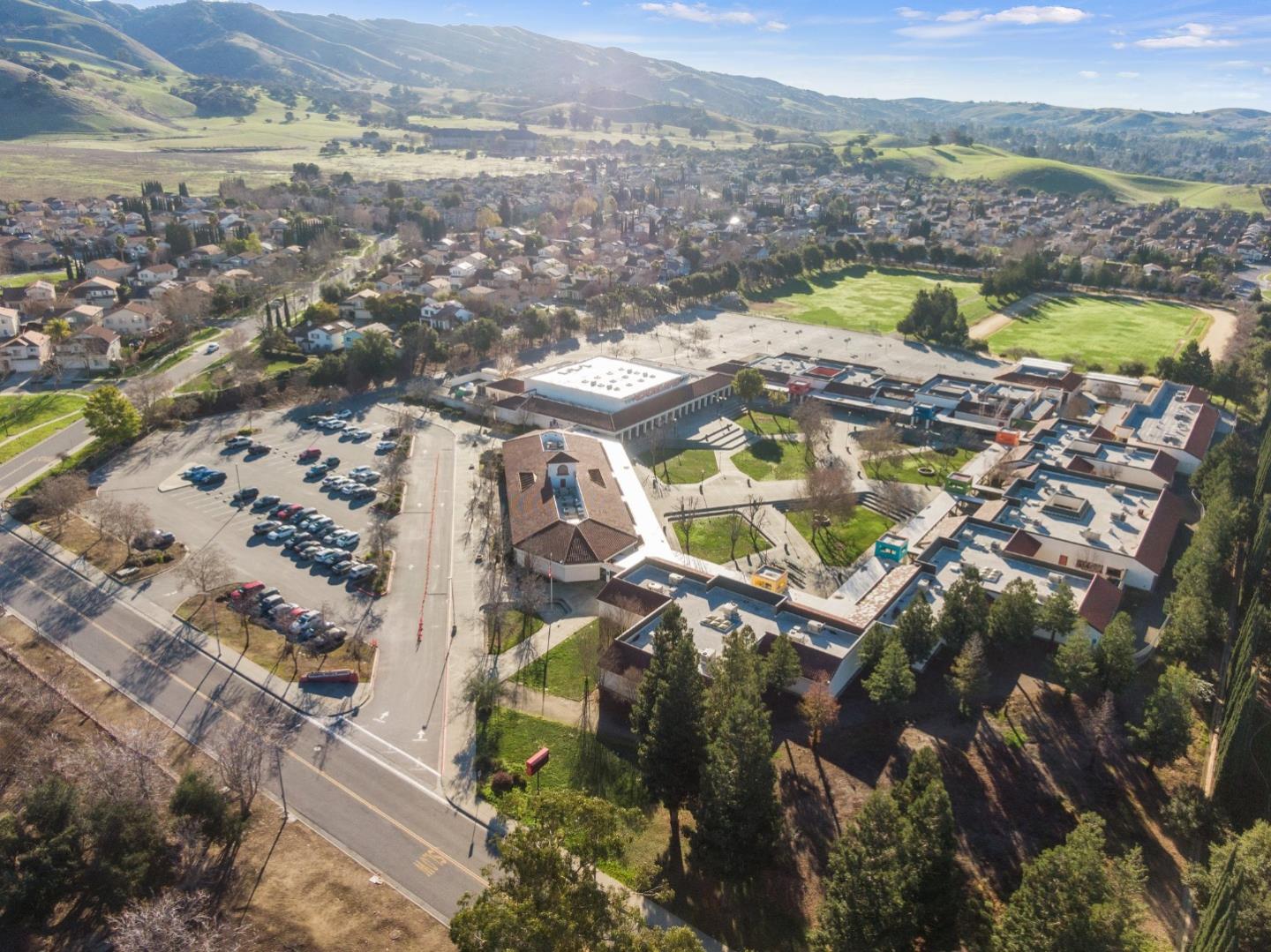 4033 Emerald Isle Lane