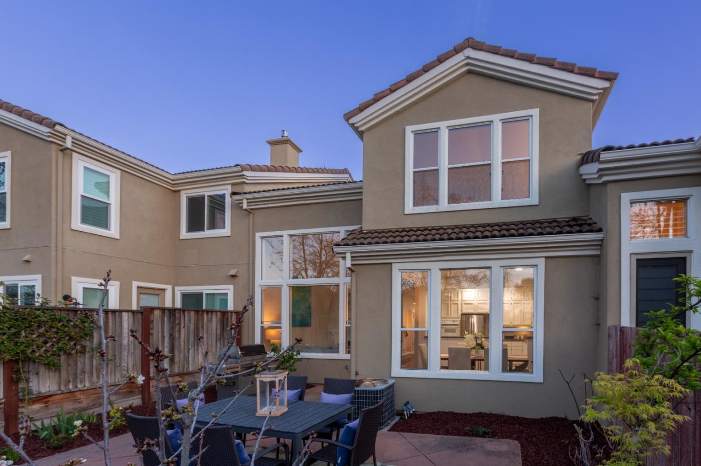 1114 Mallard Ridge CIR