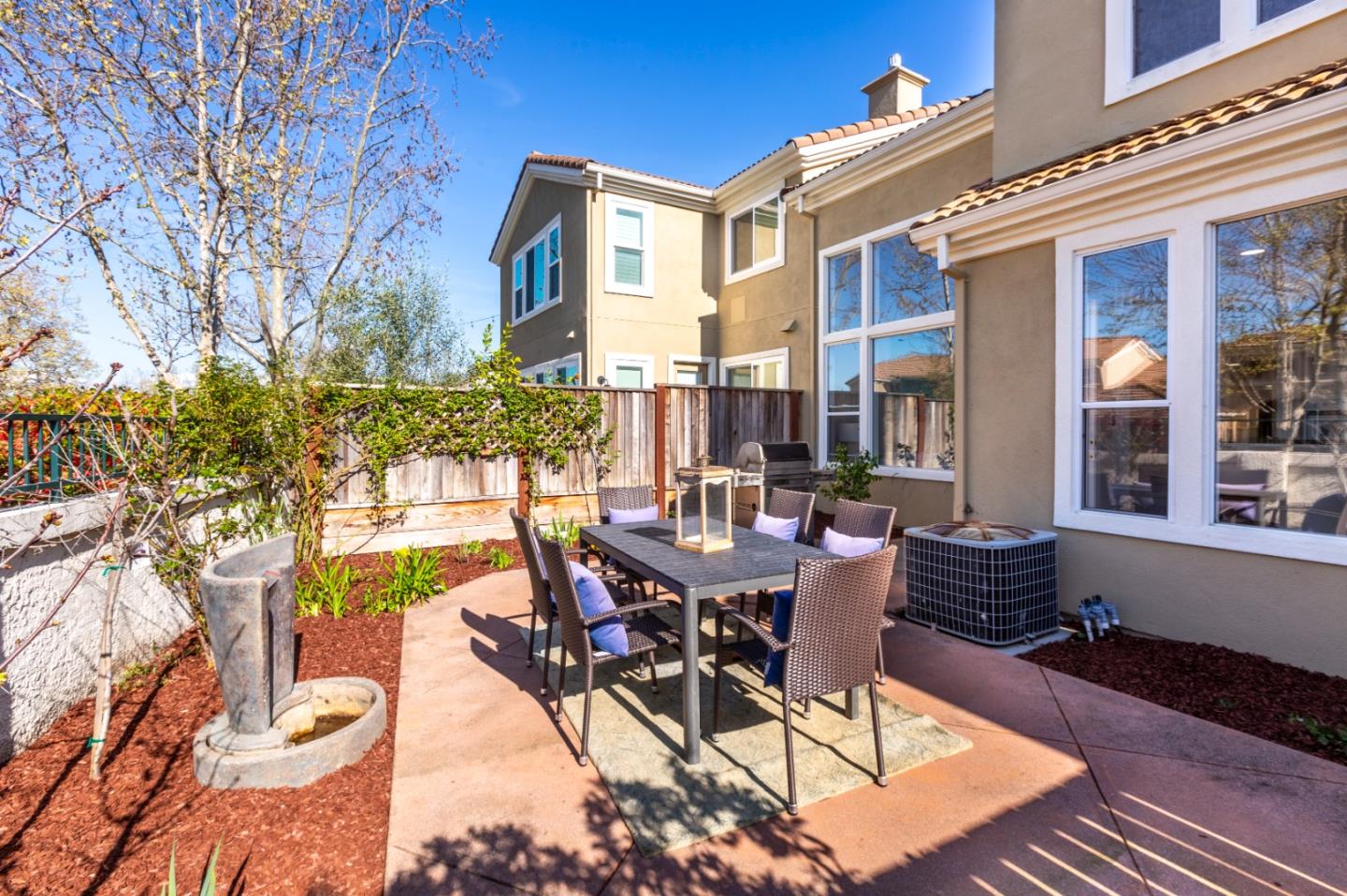 1114 Mallard Ridge CIR