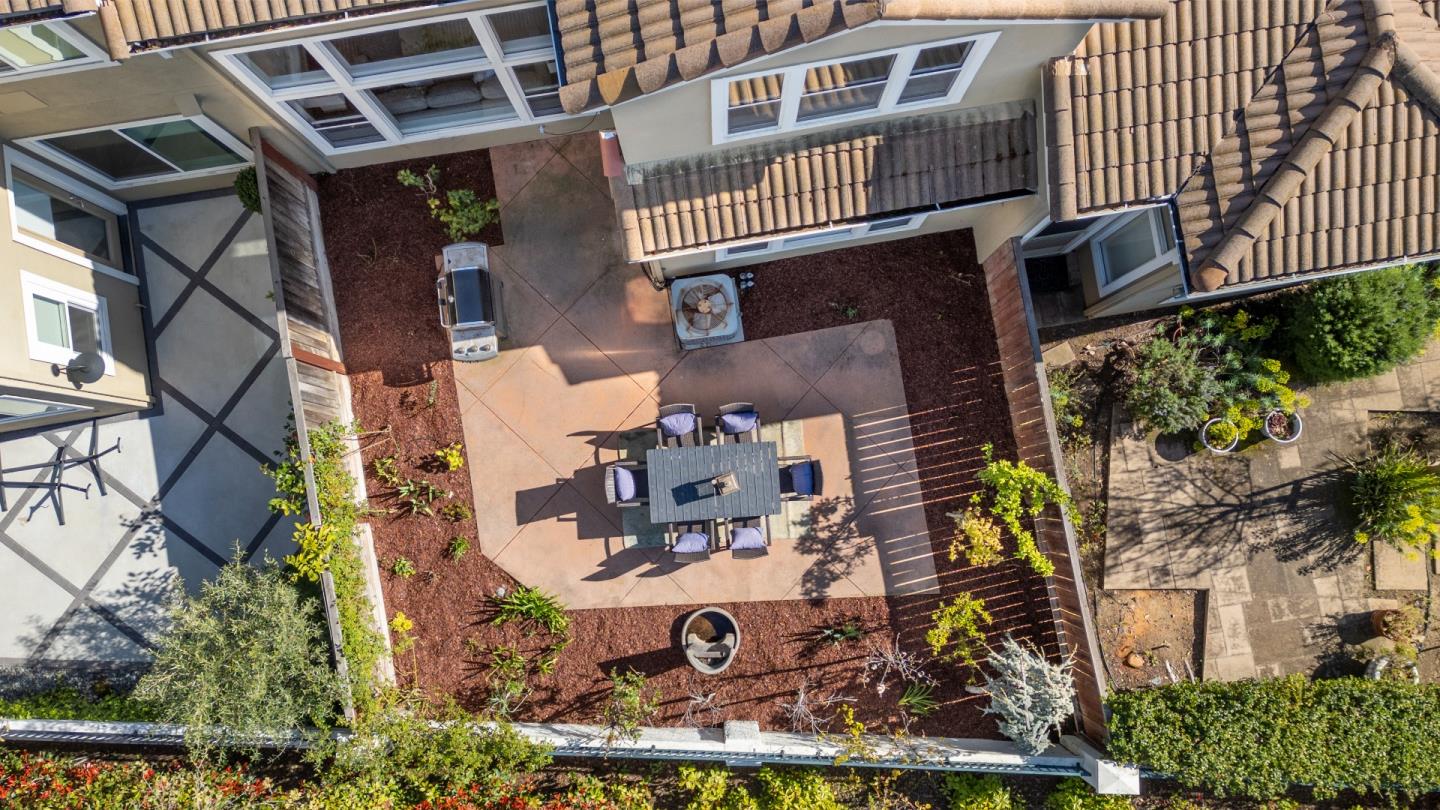 1114 Mallard Ridge CIR