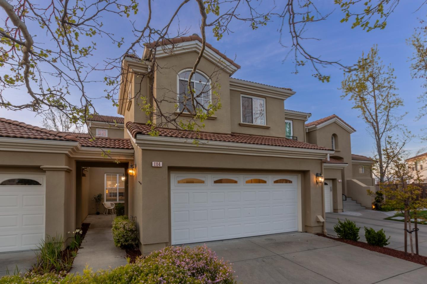 1114 Mallard Ridge CIR