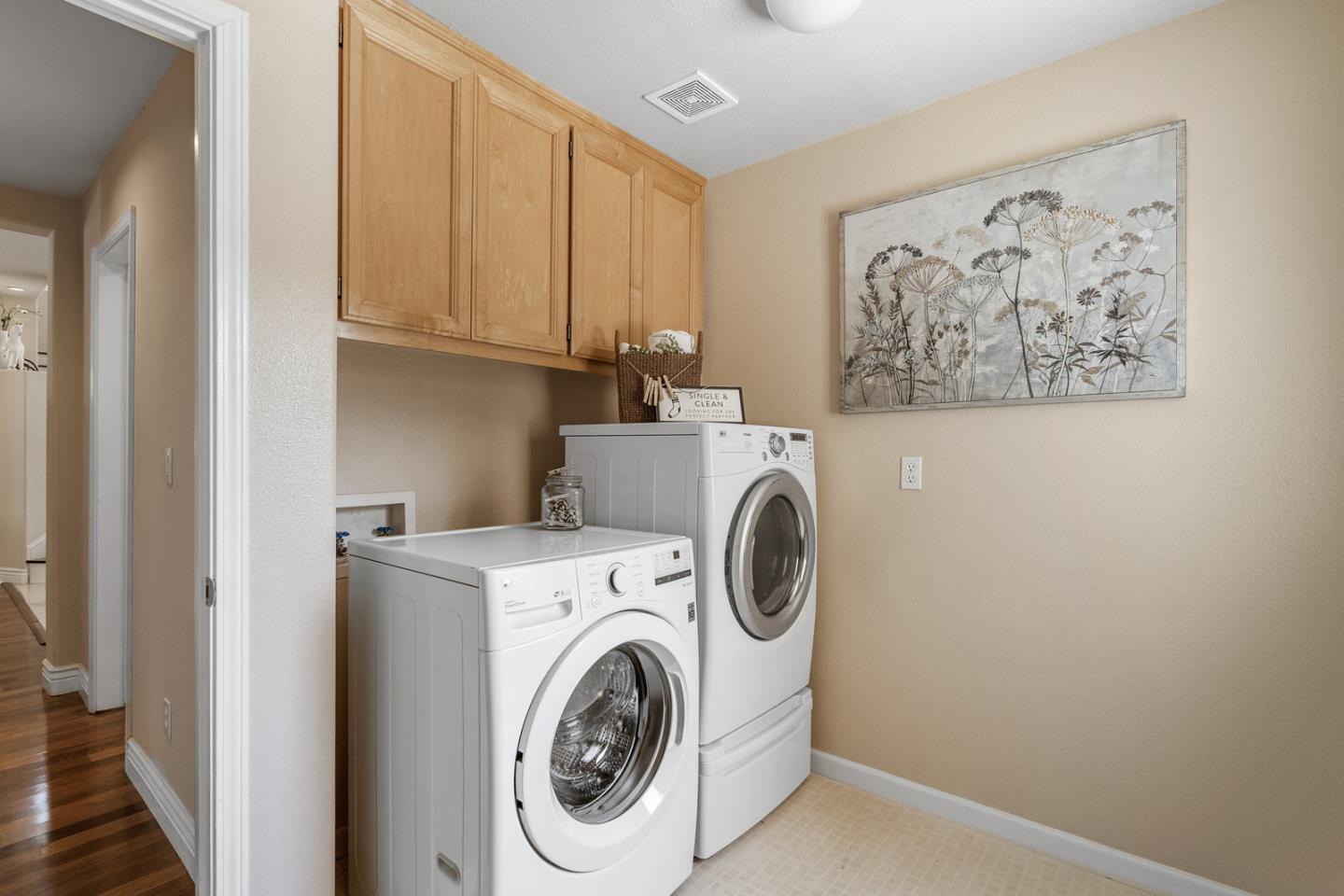 4131 Mackin Woods LN