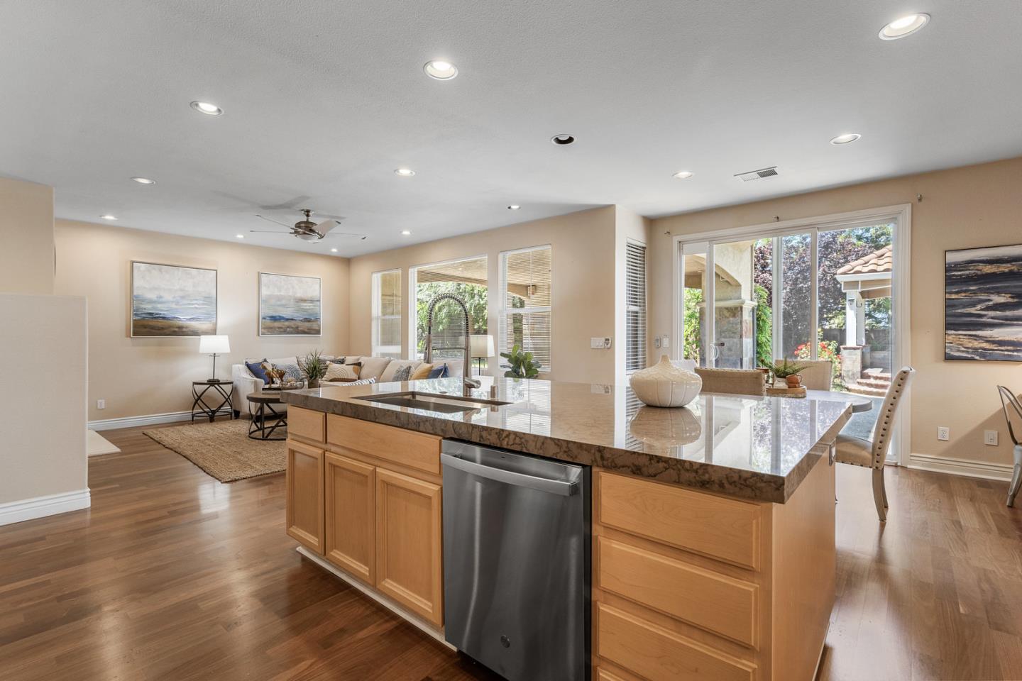 4131 Mackin Woods LN