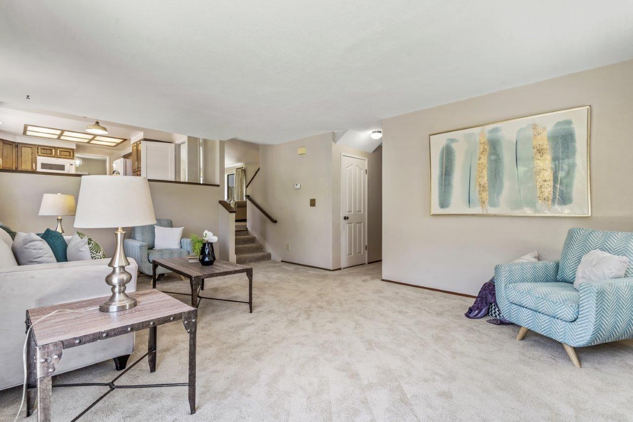 3009 Lake Estates CT