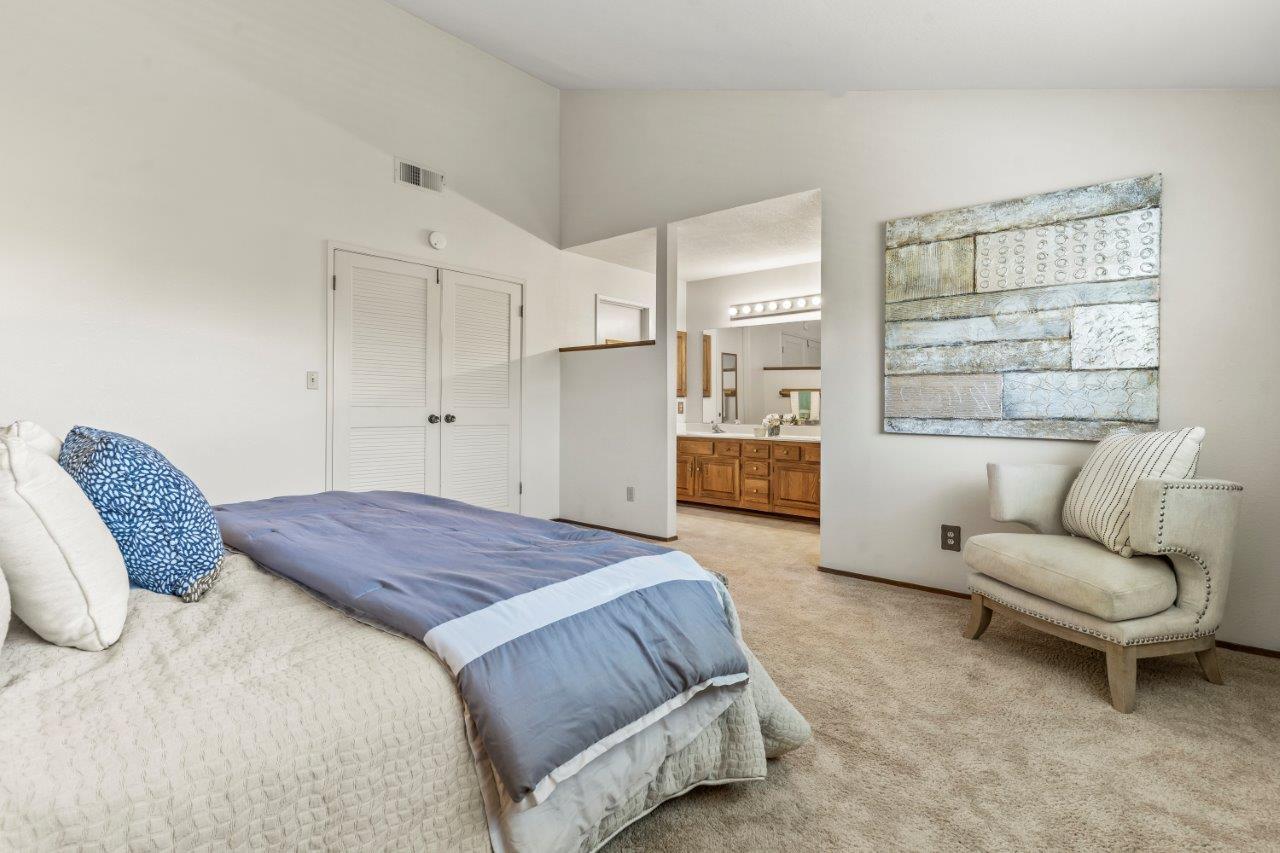 3009 Lake Estates CT