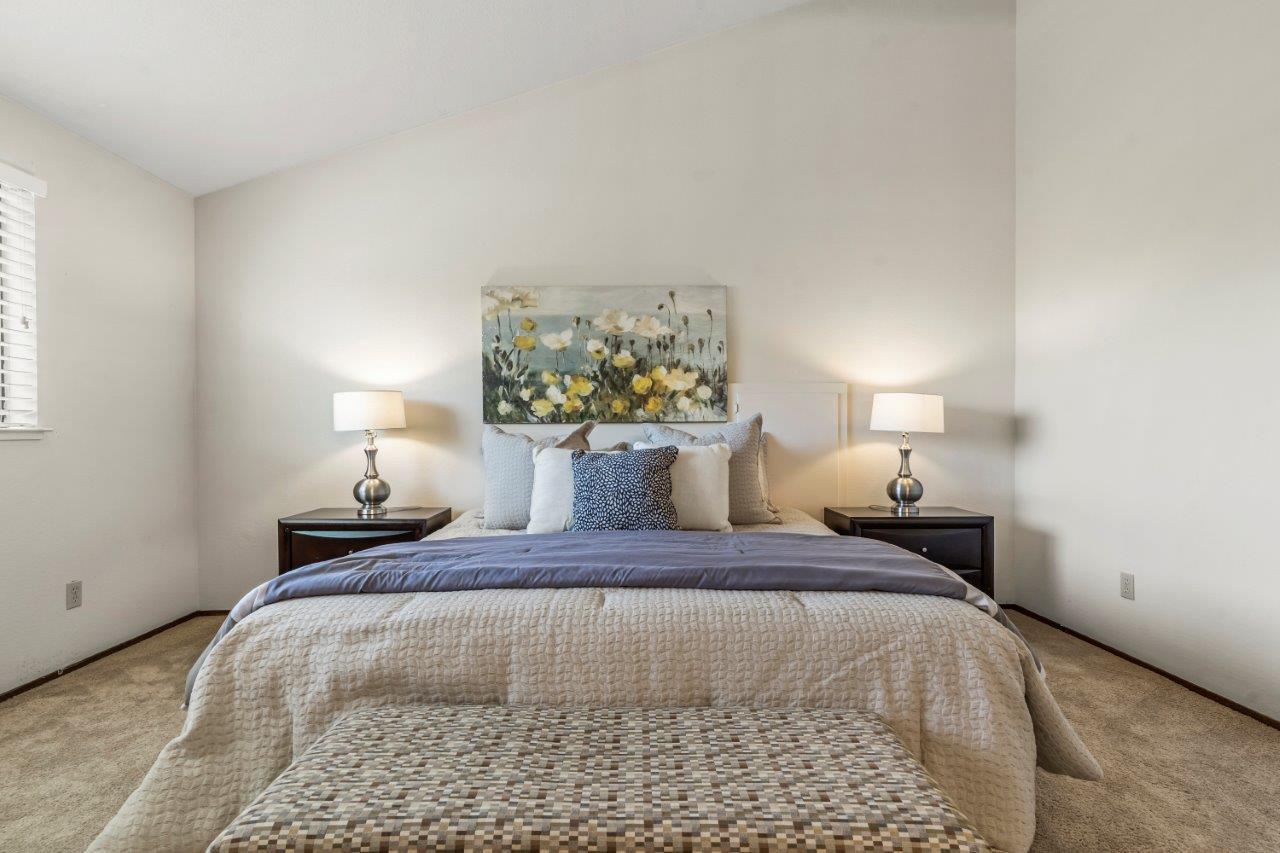 3009 Lake Estates CT