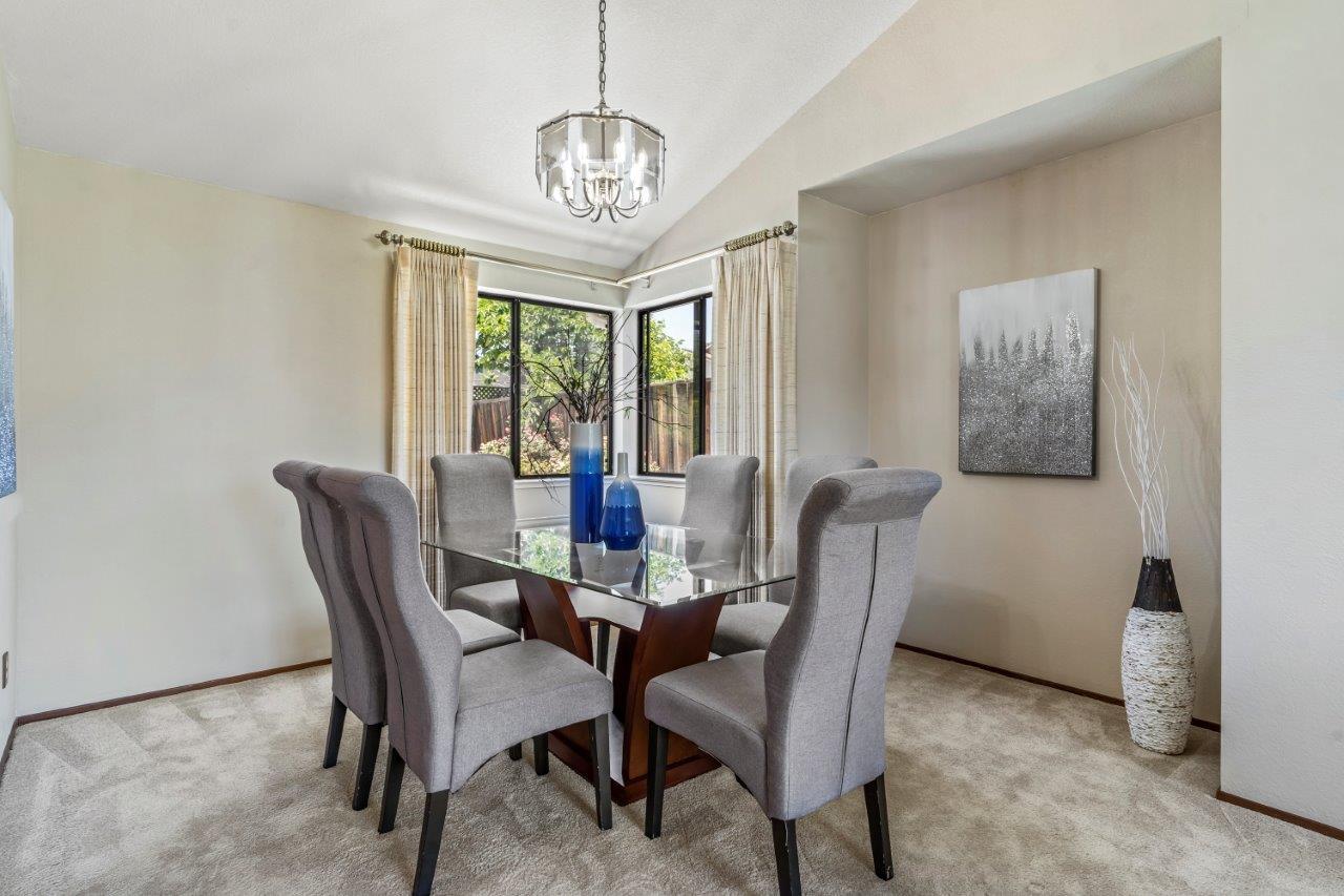 3009 Lake Estates CT