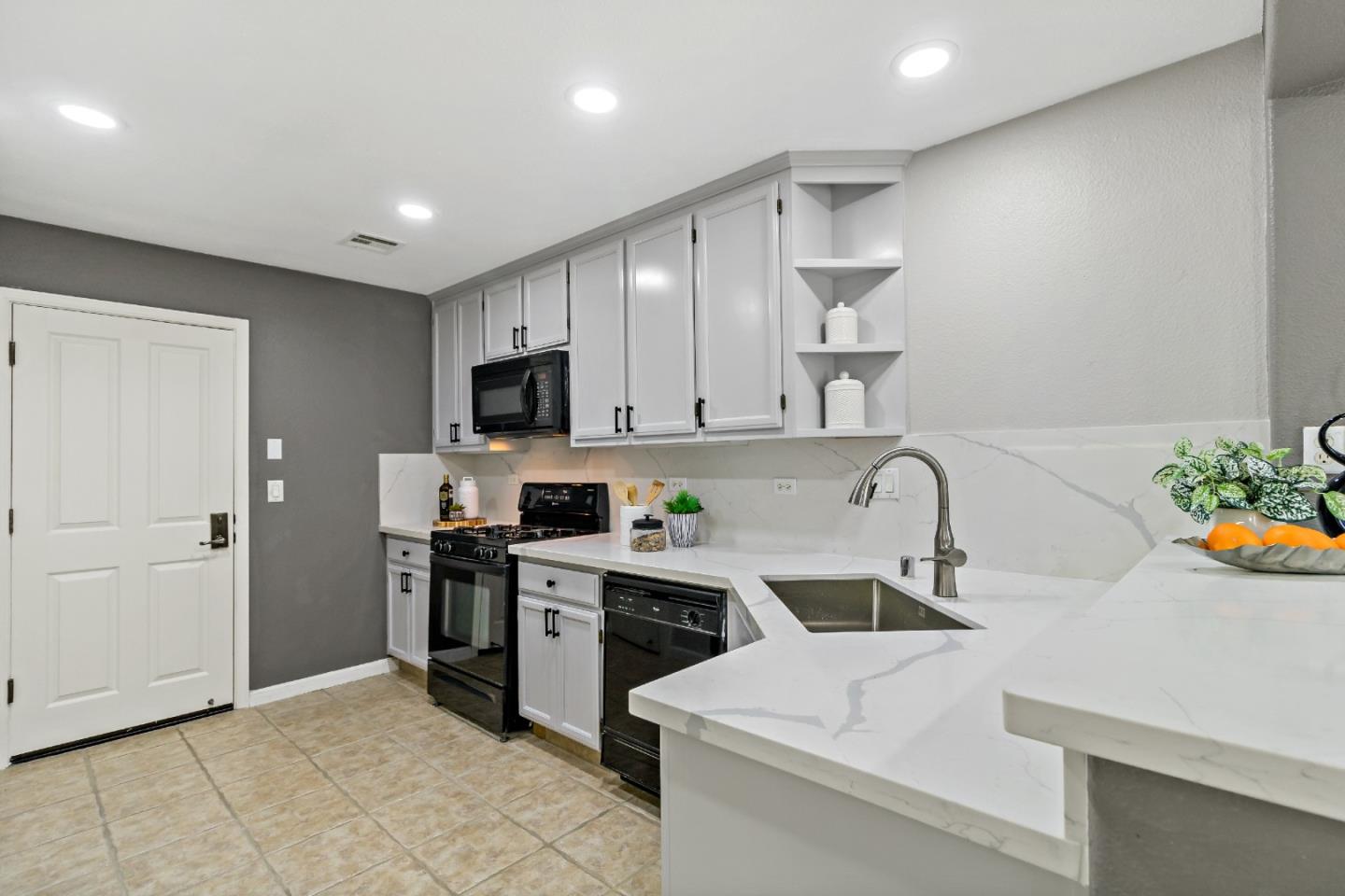 3346 Napoli LOOP
