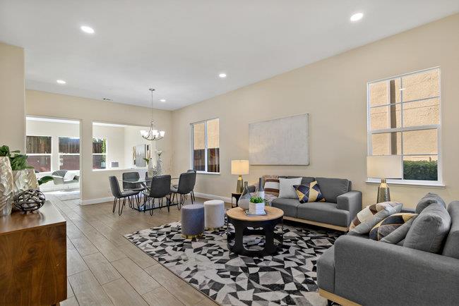 6543 Gravina LOOP