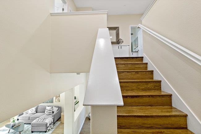 6543 Gravina LOOP