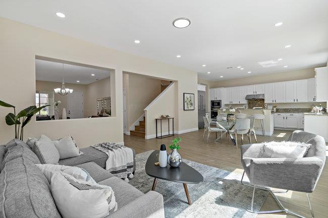 6543 Gravina LOOP