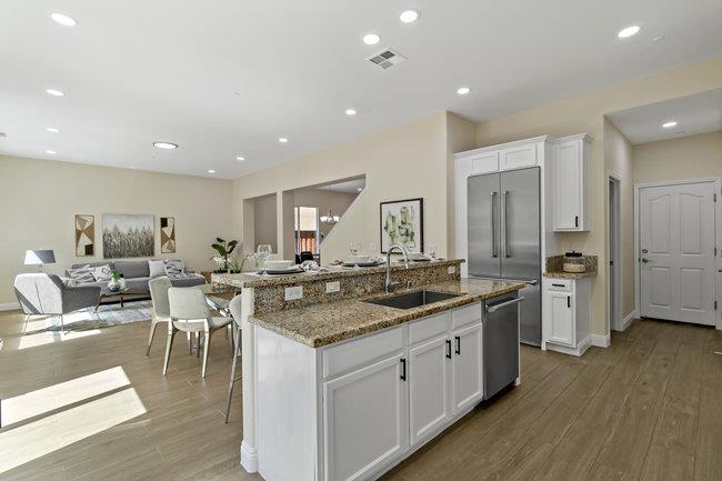 6543 Gravina LOOP