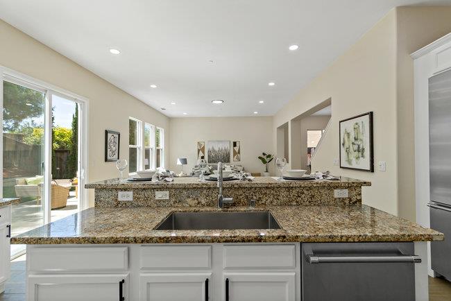 6543 Gravina LOOP