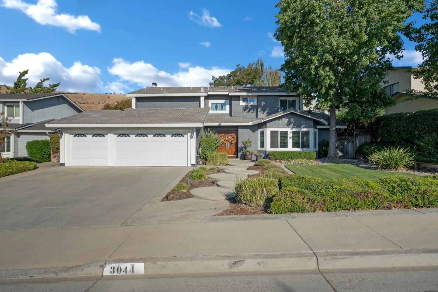 3044 Summerhill CT