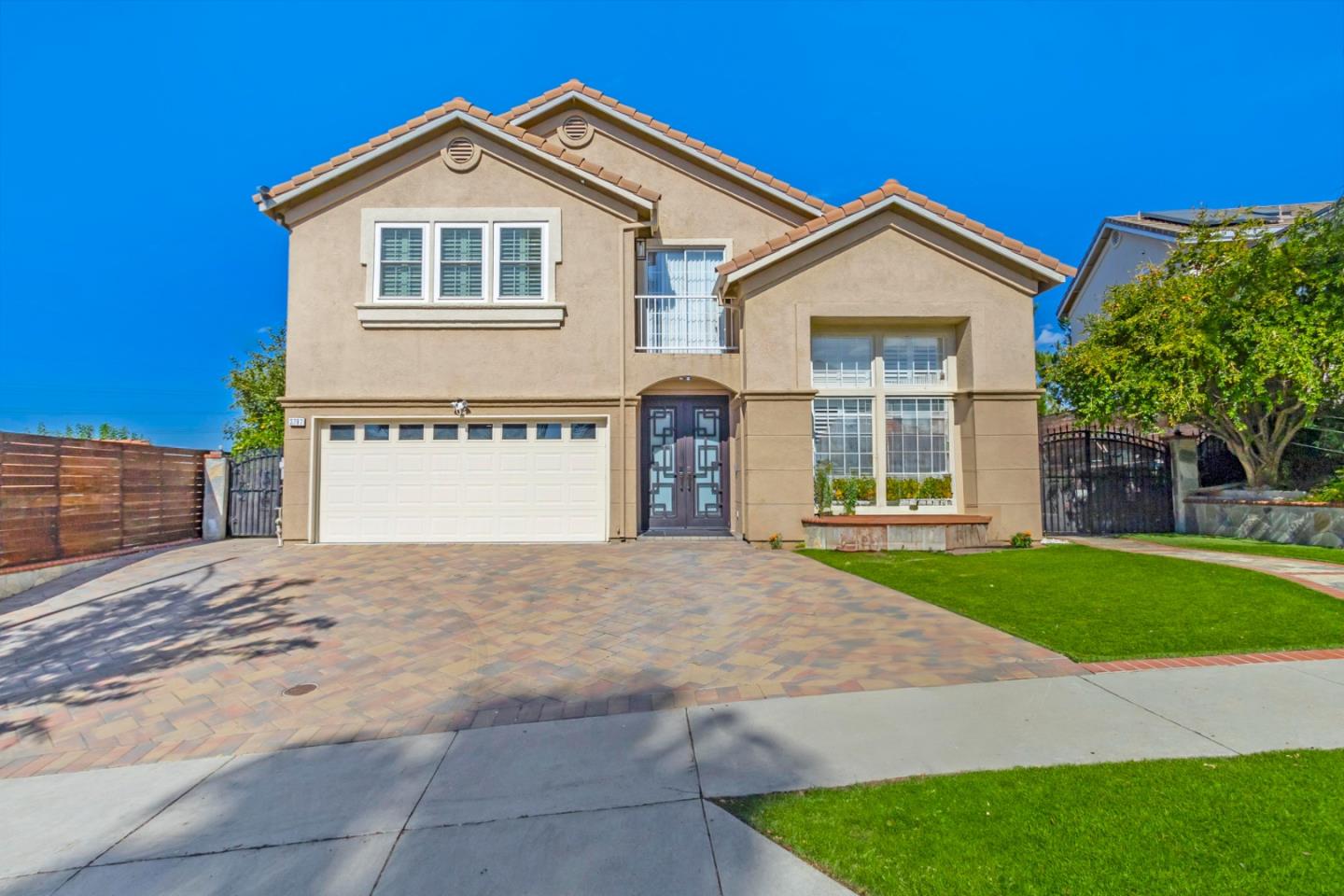 3797 Ashridge LN