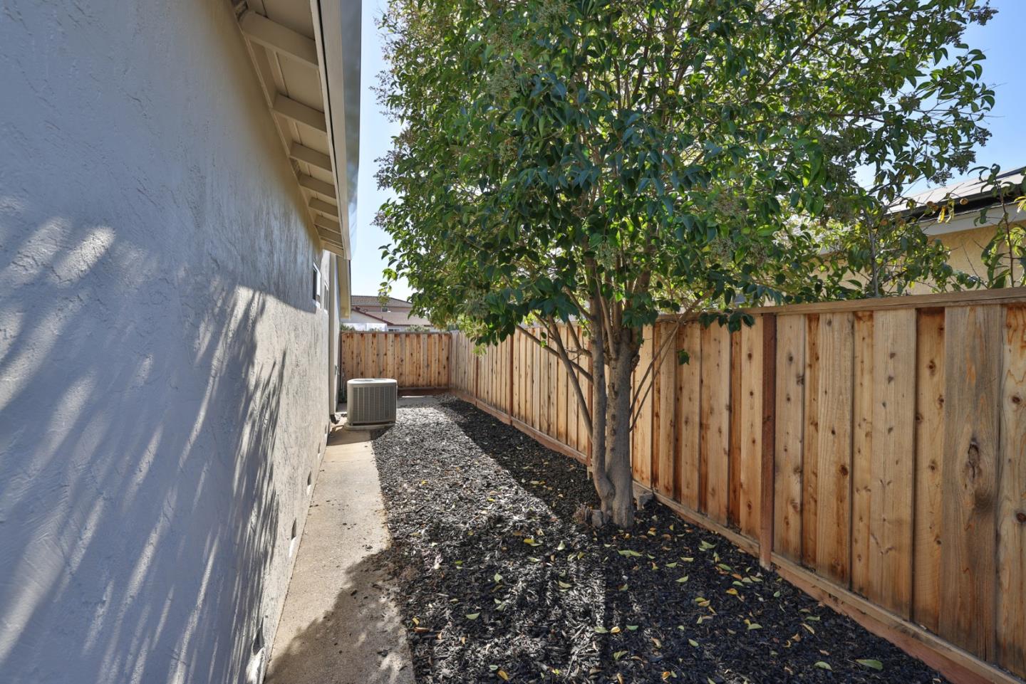 3015 Remington WAY