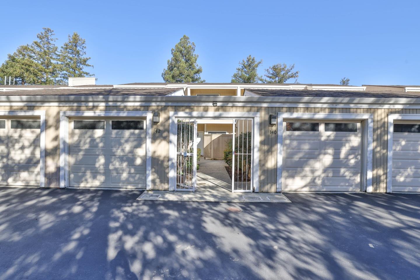 142 Marylinn DR