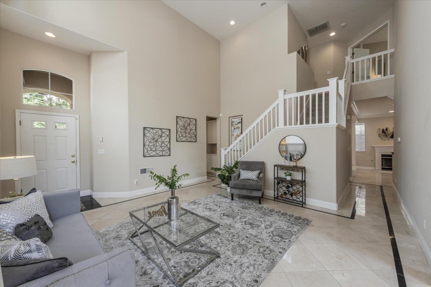 374 Huckleberry DR