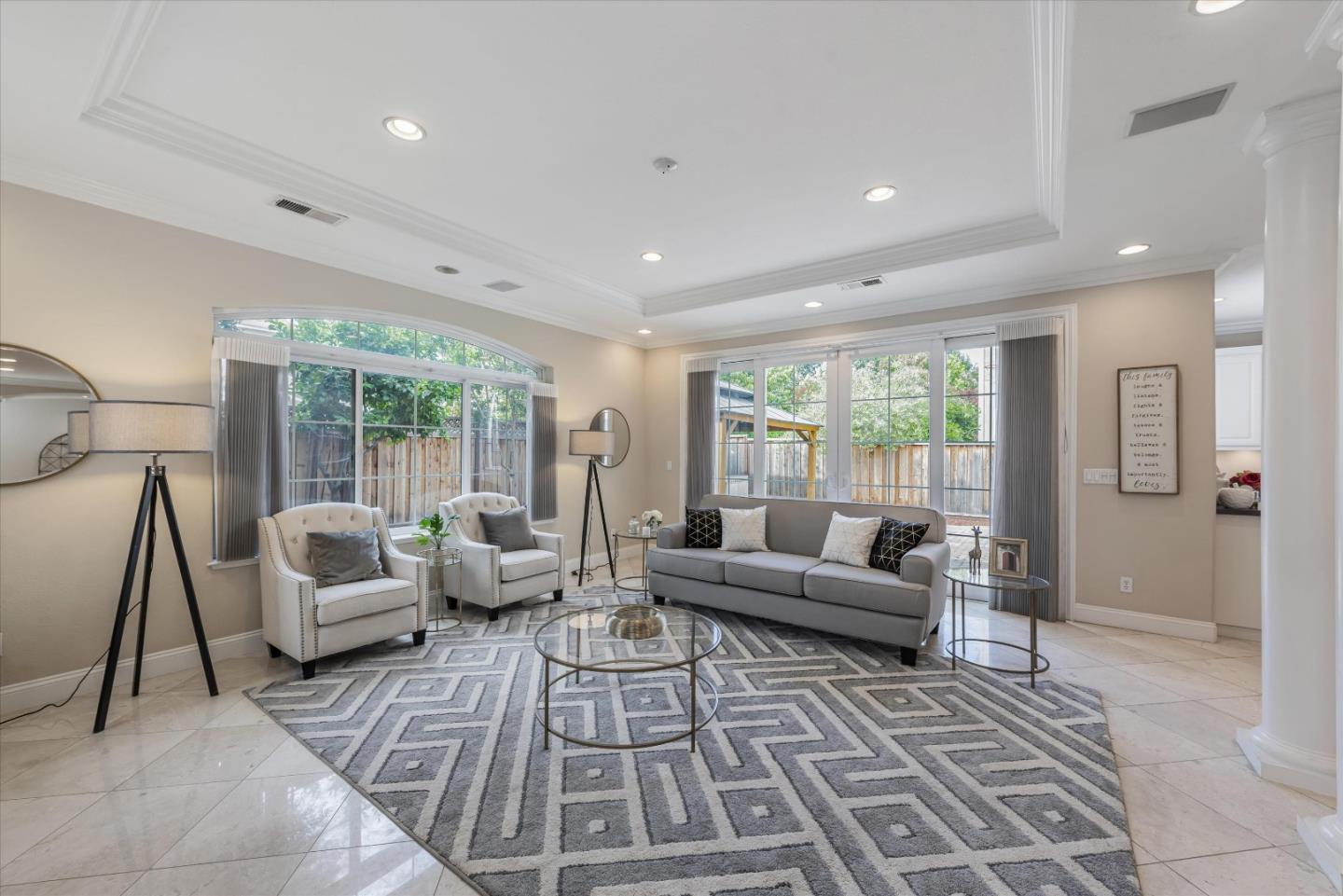 374 Huckleberry DR