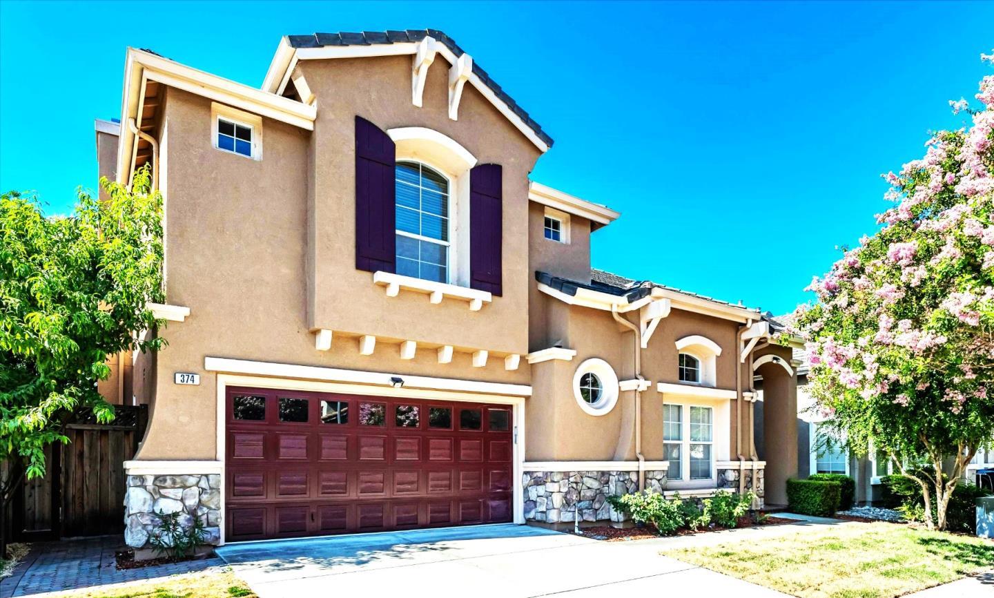 374 Huckleberry DR