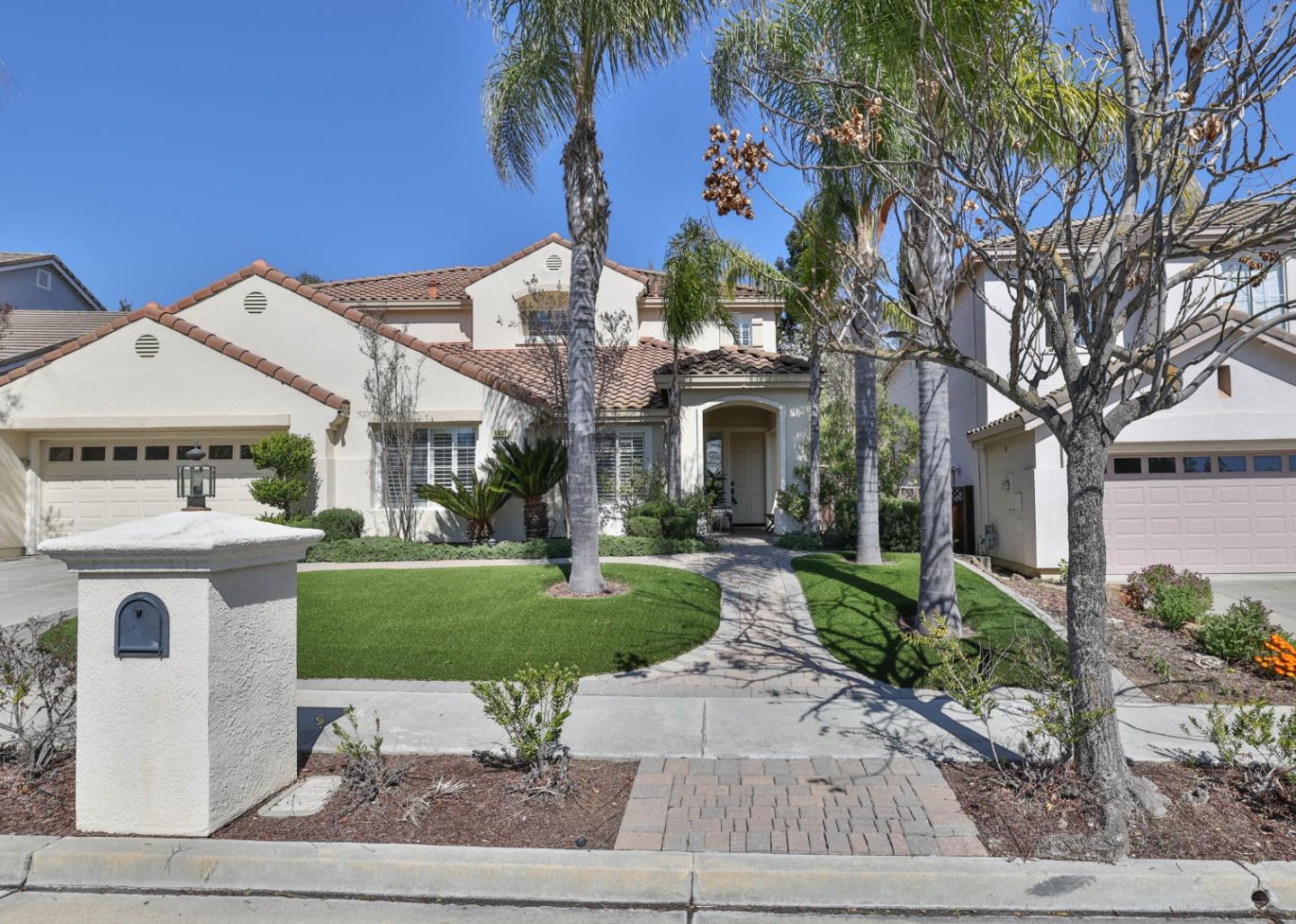 5837 Vitero WAY
