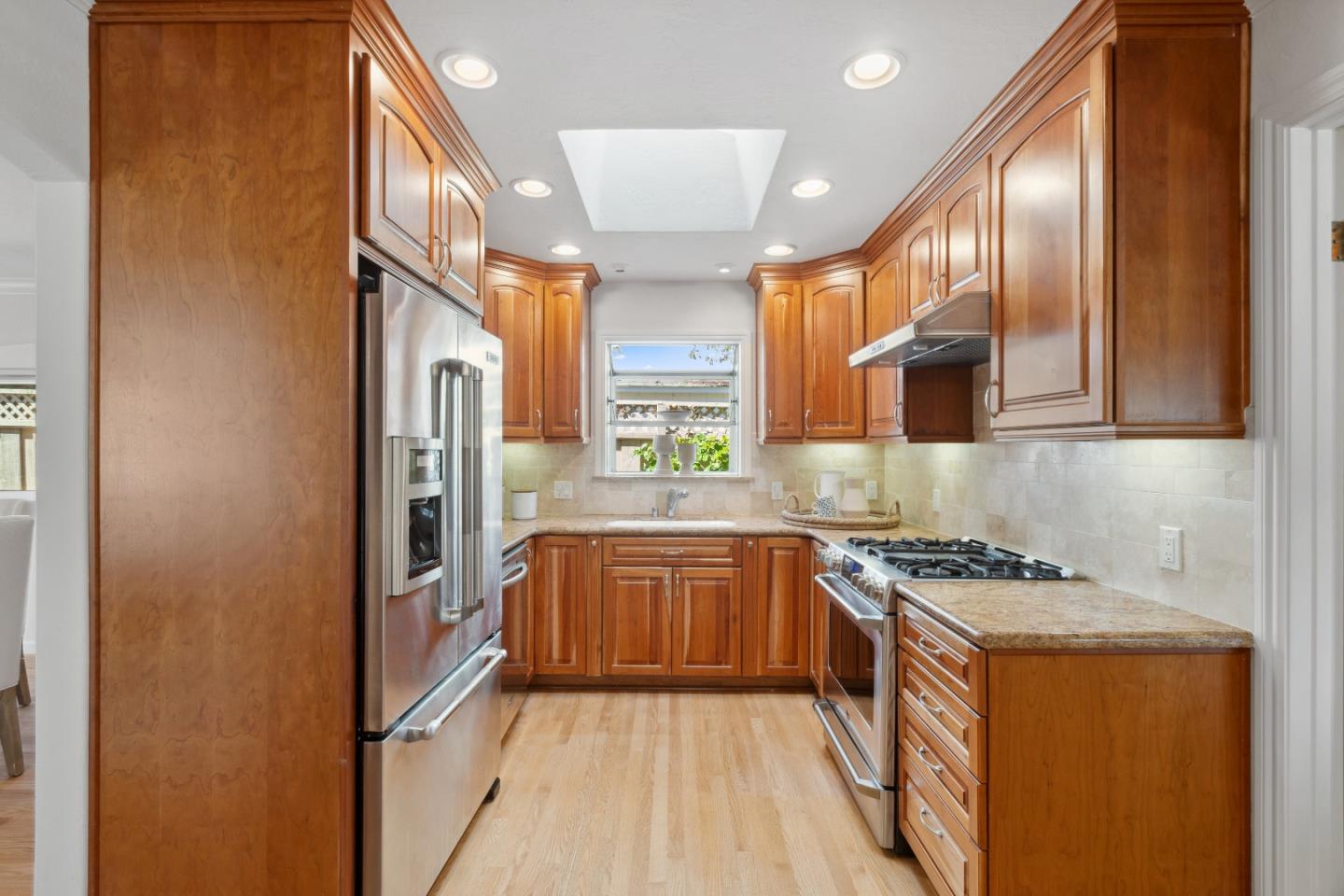 2648 Peartree LN
